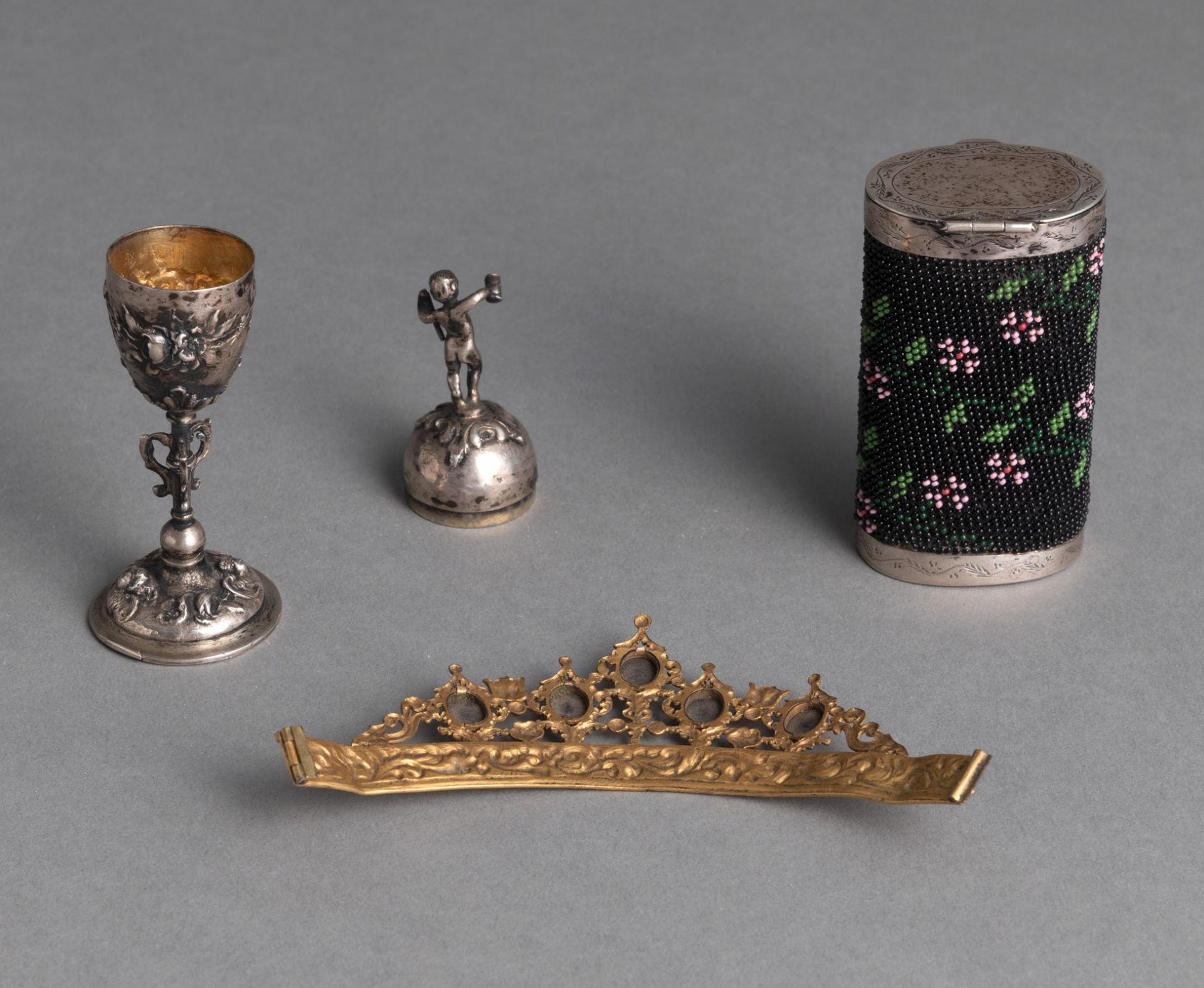 A TIARA, A MINIATURE CUP AND A SMALL CASE - Image 3 of 5