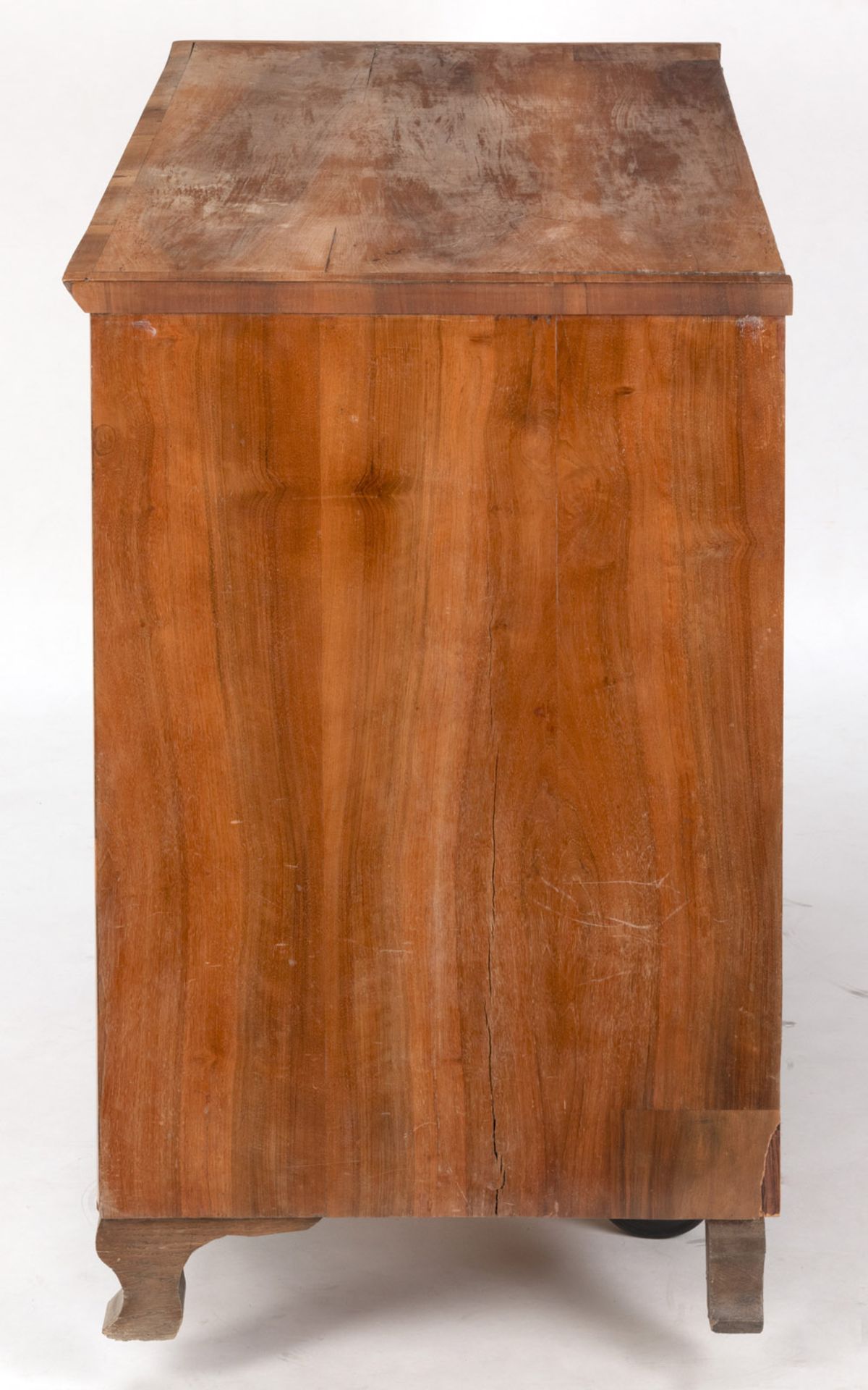 A NEOCLASSCIAL WALNUT COMMODE - Image 3 of 5