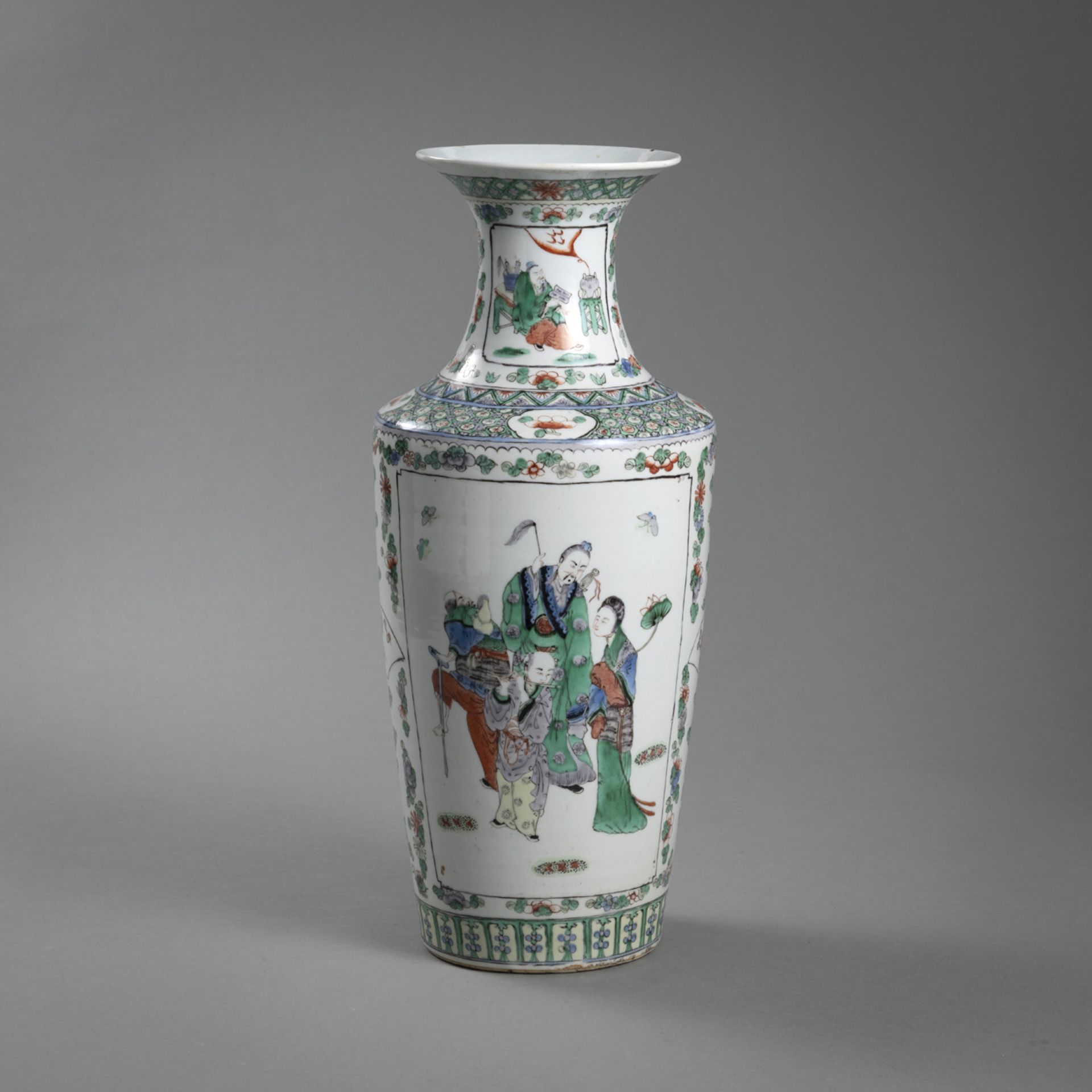 A FAMILLE VERTE VASE WITH THE EIGHT IMMORTALS - Image 2 of 5