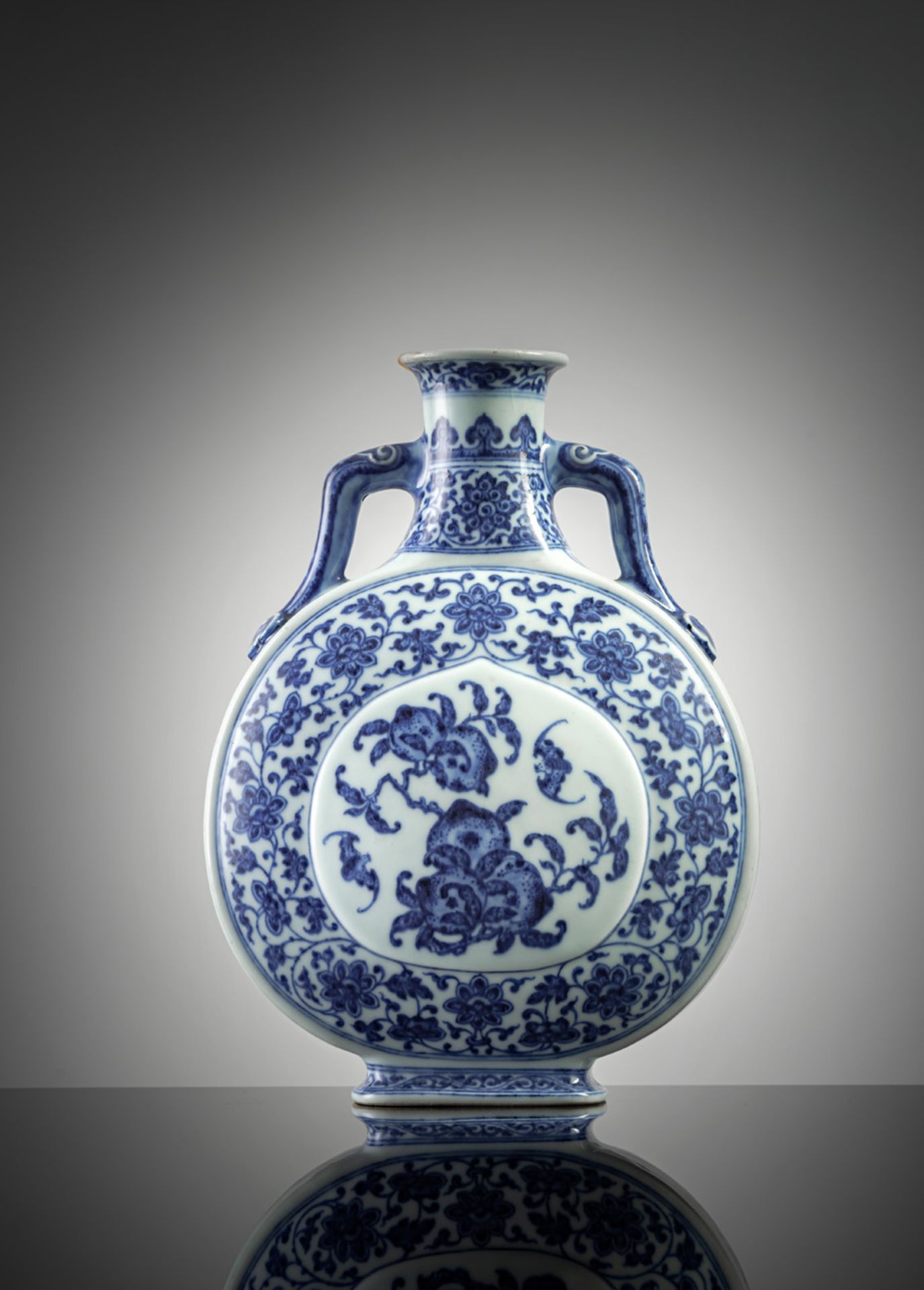 A BLUE AND WHITE MOONFLASK 'BIANHU'