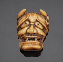 Netsuke einer Hannya-Maske aus Hirschhorn