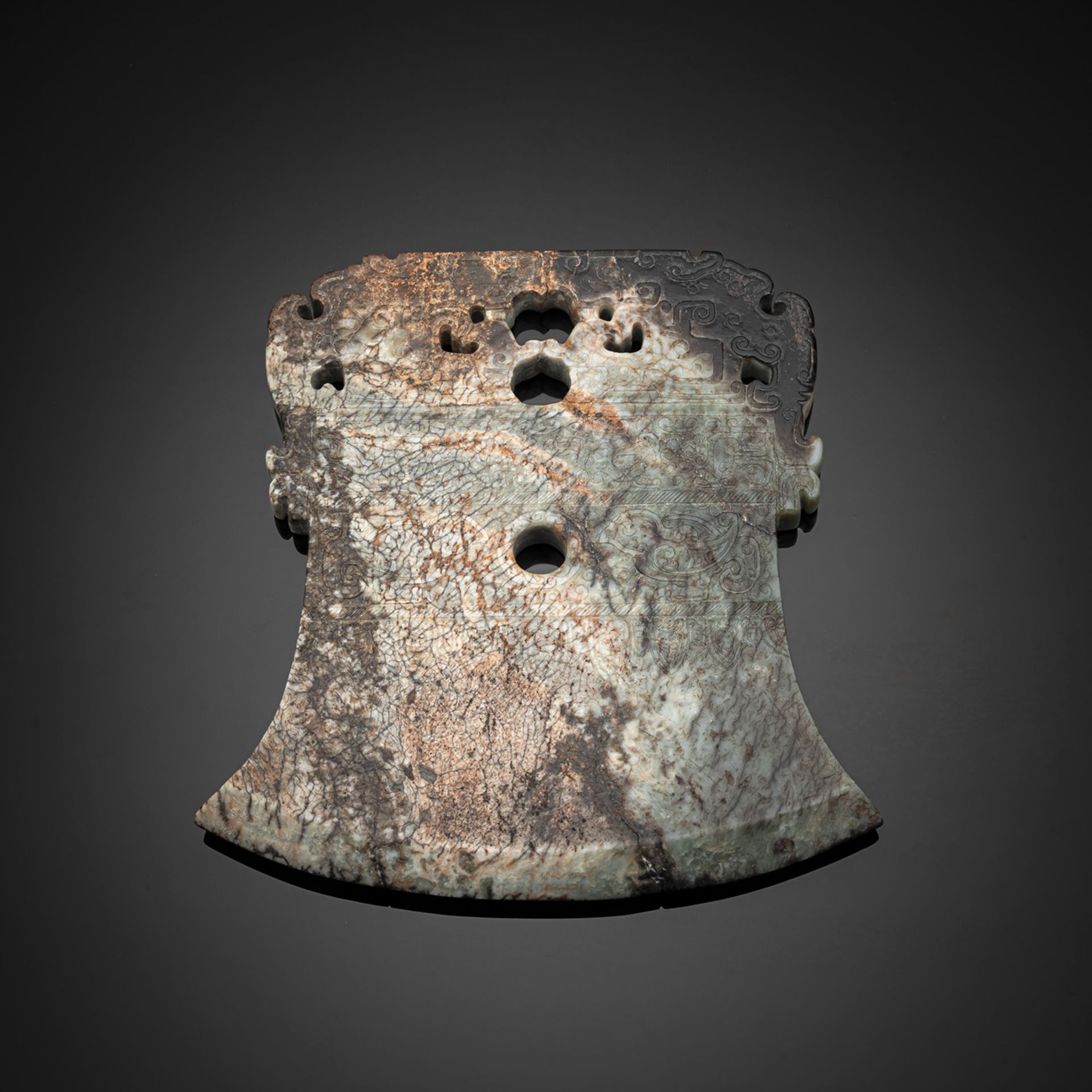 A FINE CARVED JADE RITUAL AXE - Image 2 of 2