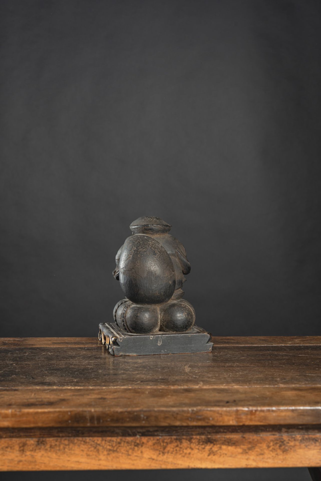 A BLACK-LACQUERED WOOD FIGURE OF DAIKOKU - Image 3 of 4