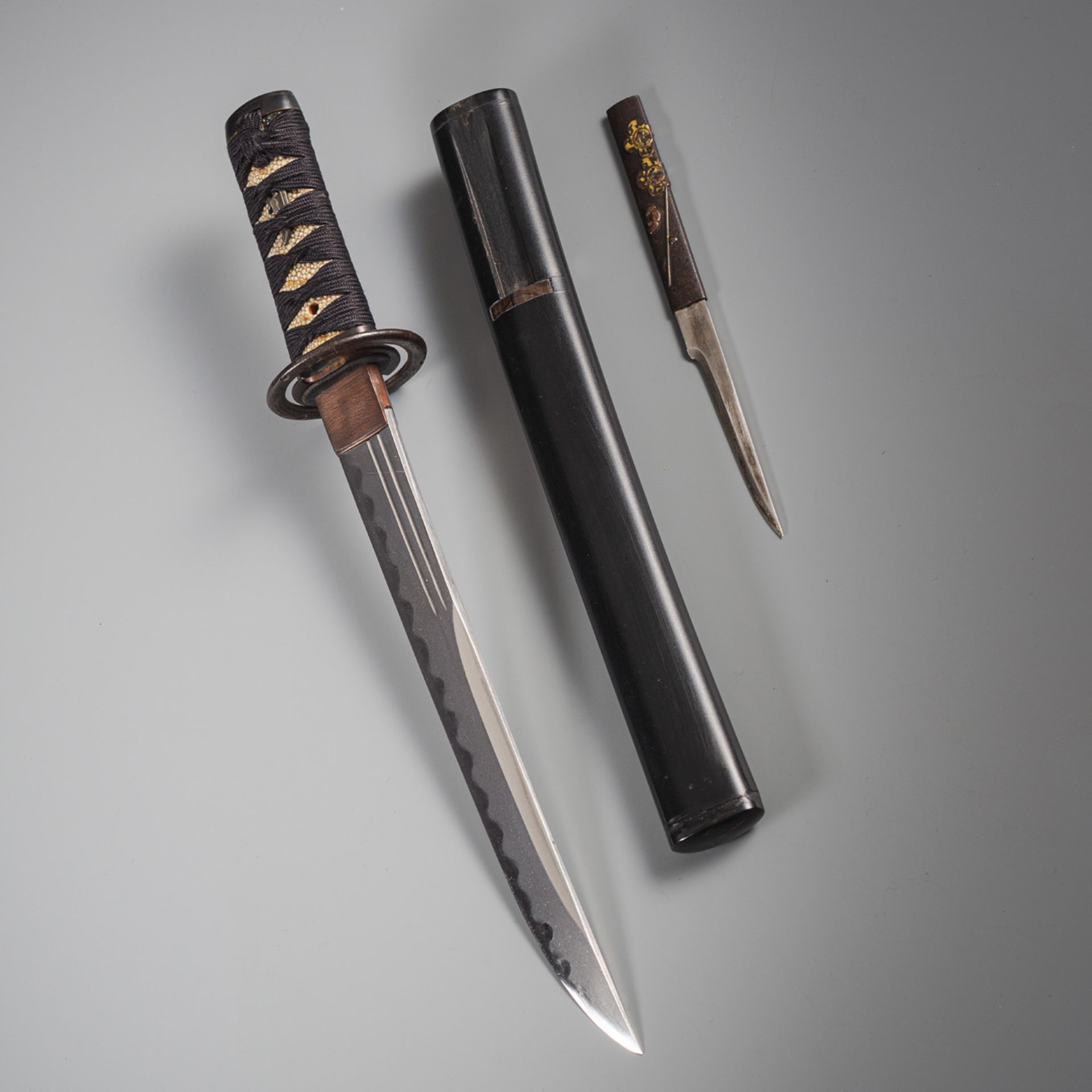 A TANTO WITH KOZUKA