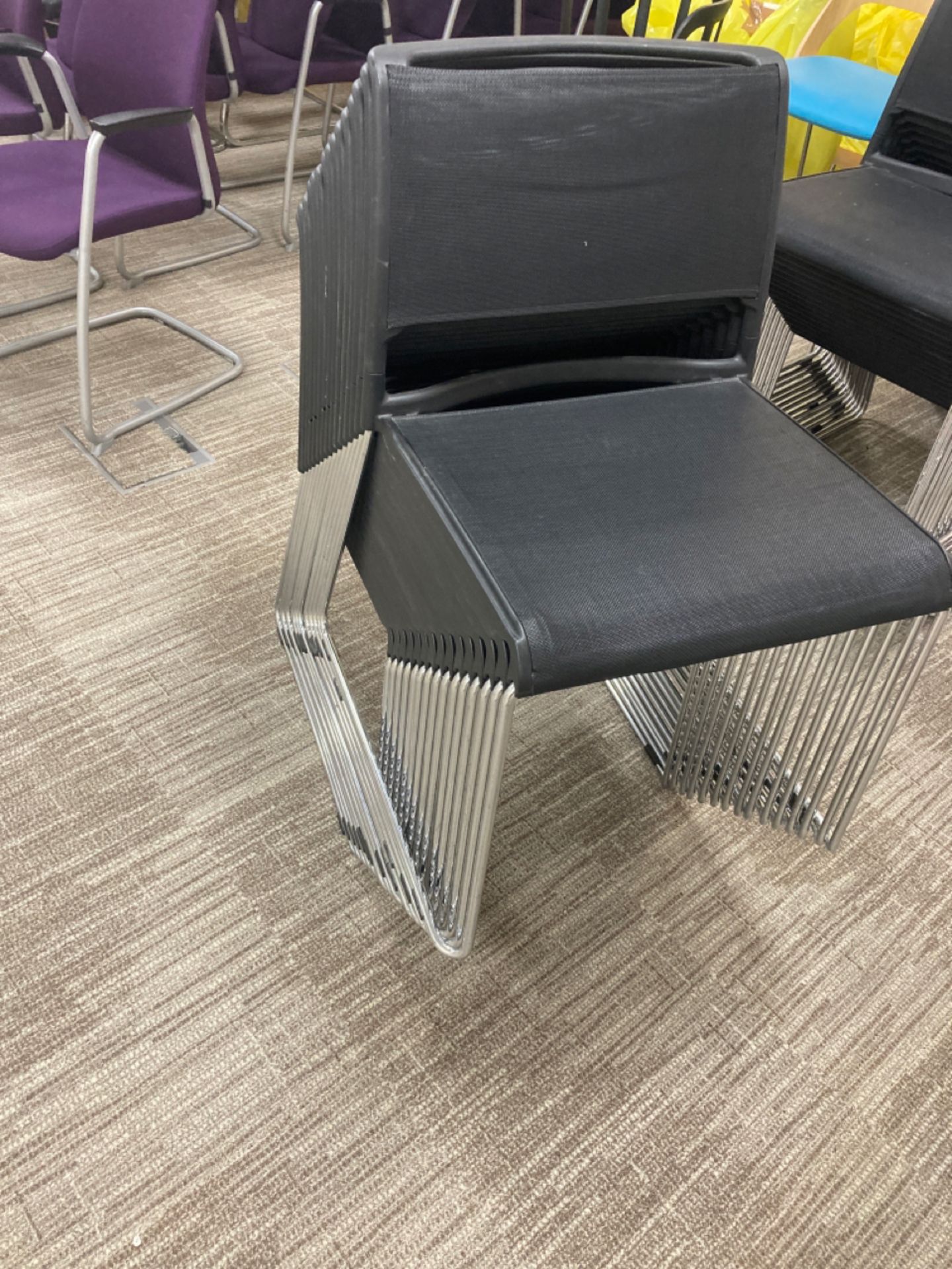 Wilkhan office chairs x15 - Image 5 of 6