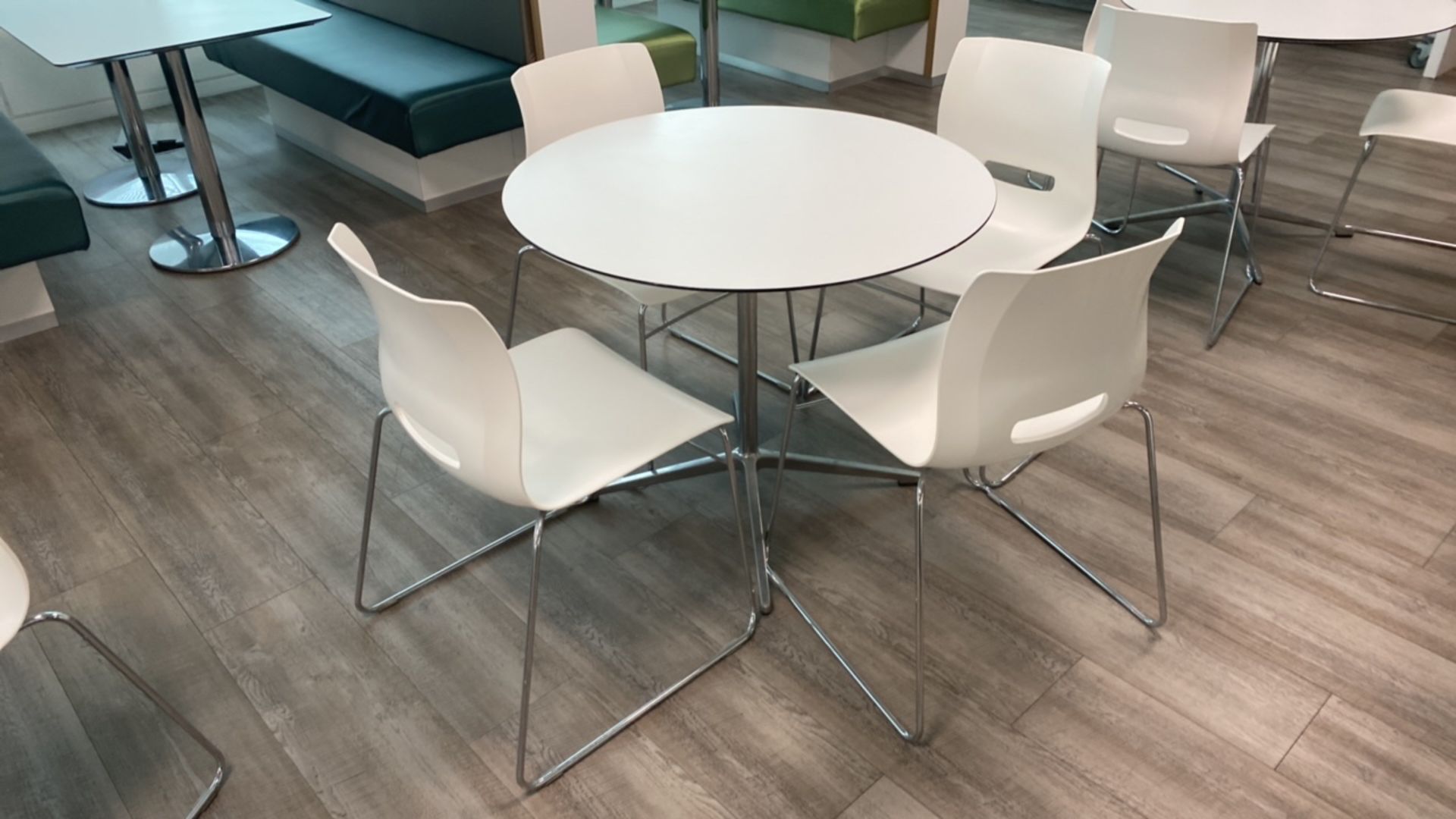 Set Of 4 White Chairs And Circular Table - Image 3 of 3