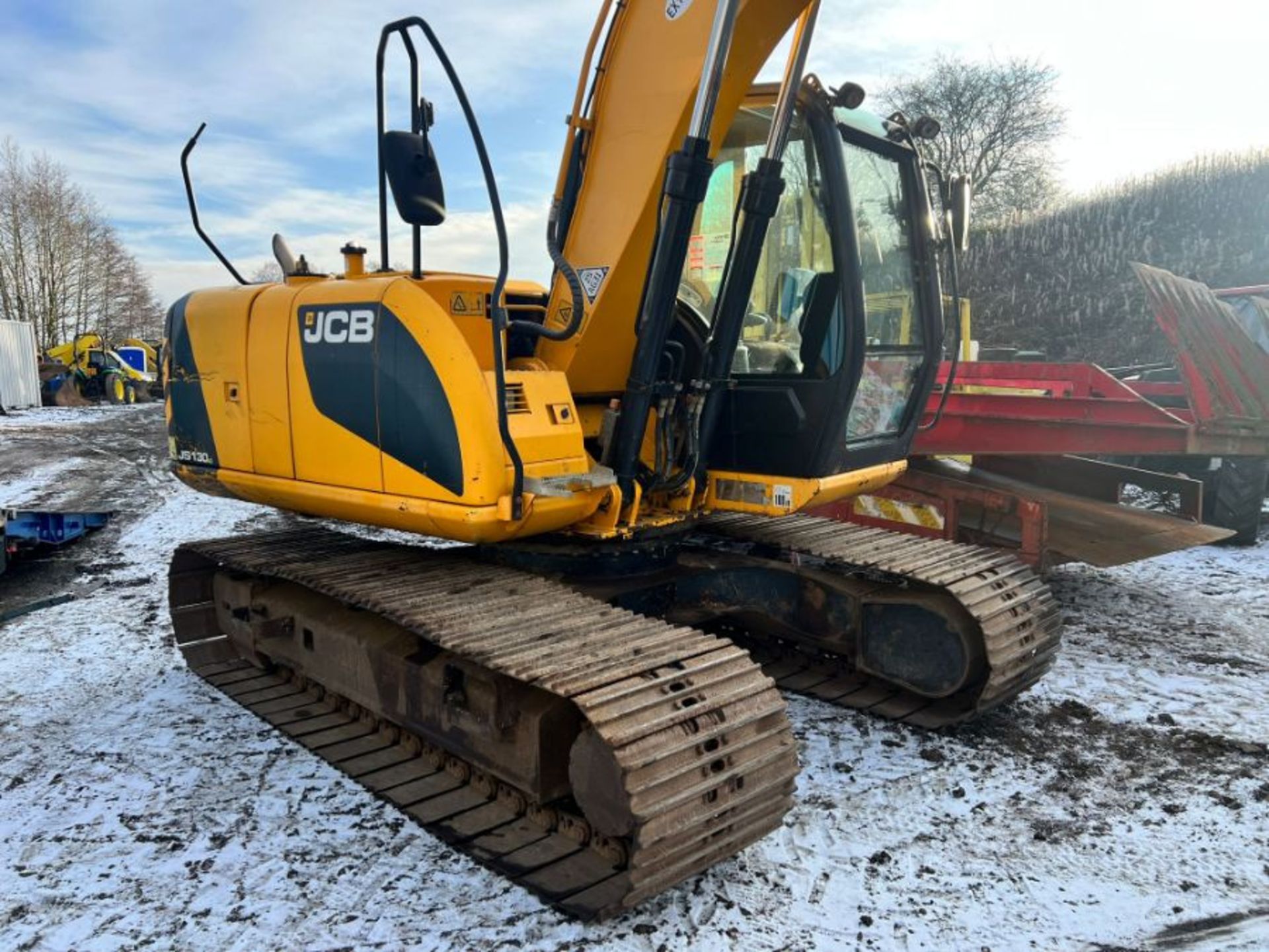 JCB JS130LC 13 Tonne Excavator - Image 3 of 61