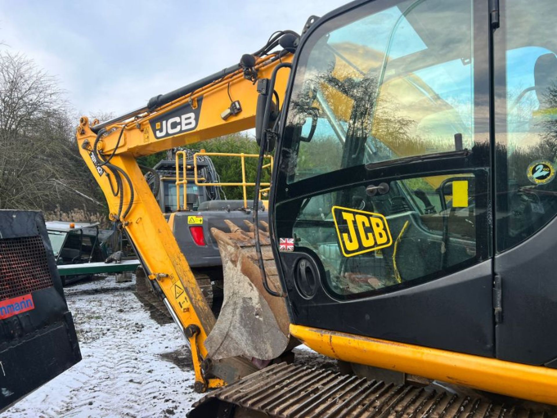 JCB JS130LC 13 Tonne Excavator - Image 10 of 61