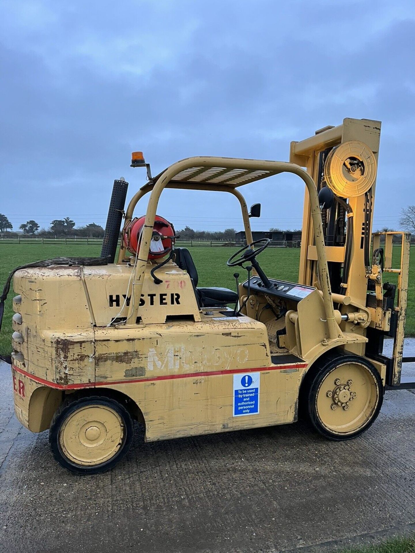 Hyster 7 Tonne Gas Forklift Compact Specialist Truck - Image 2 of 5