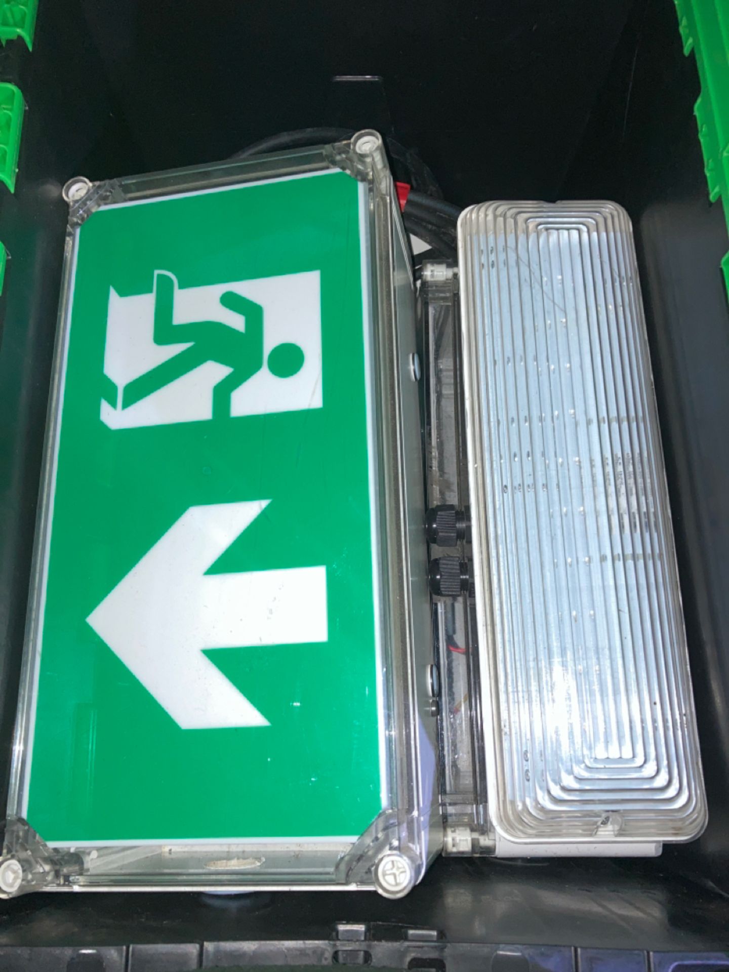 Emergency lighting/Fire exit signs - Image 5 of 5