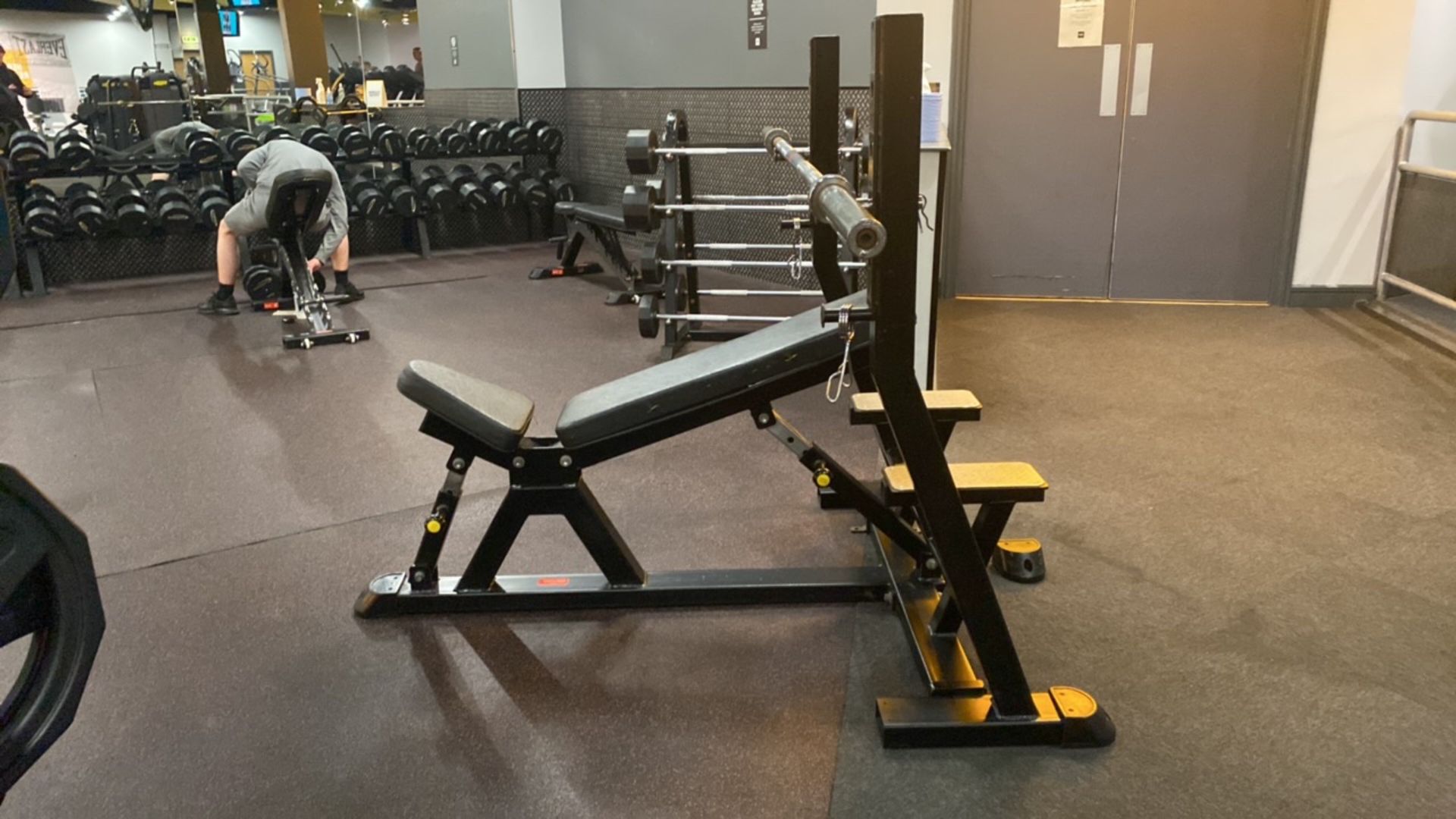 Incline Bench - Image 2 of 4