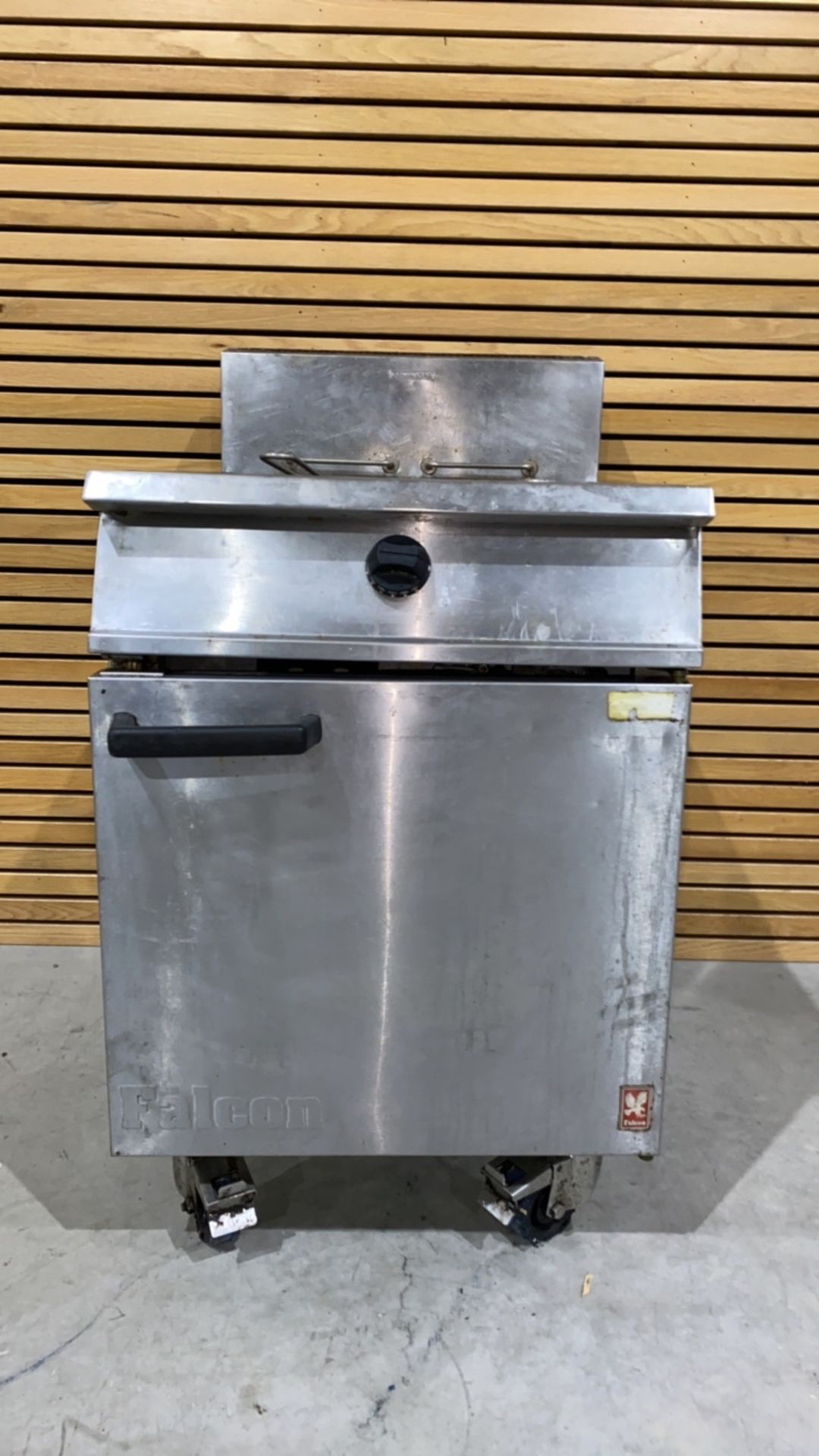 Falcon Dominator Fryer