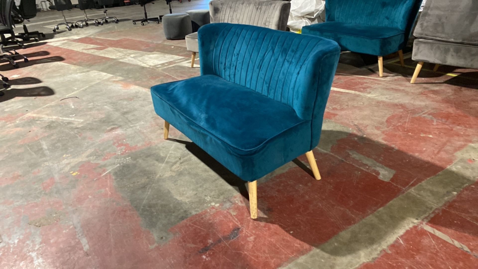 Two Seater Turquoise Fabric Sofa - Image 2 of 4