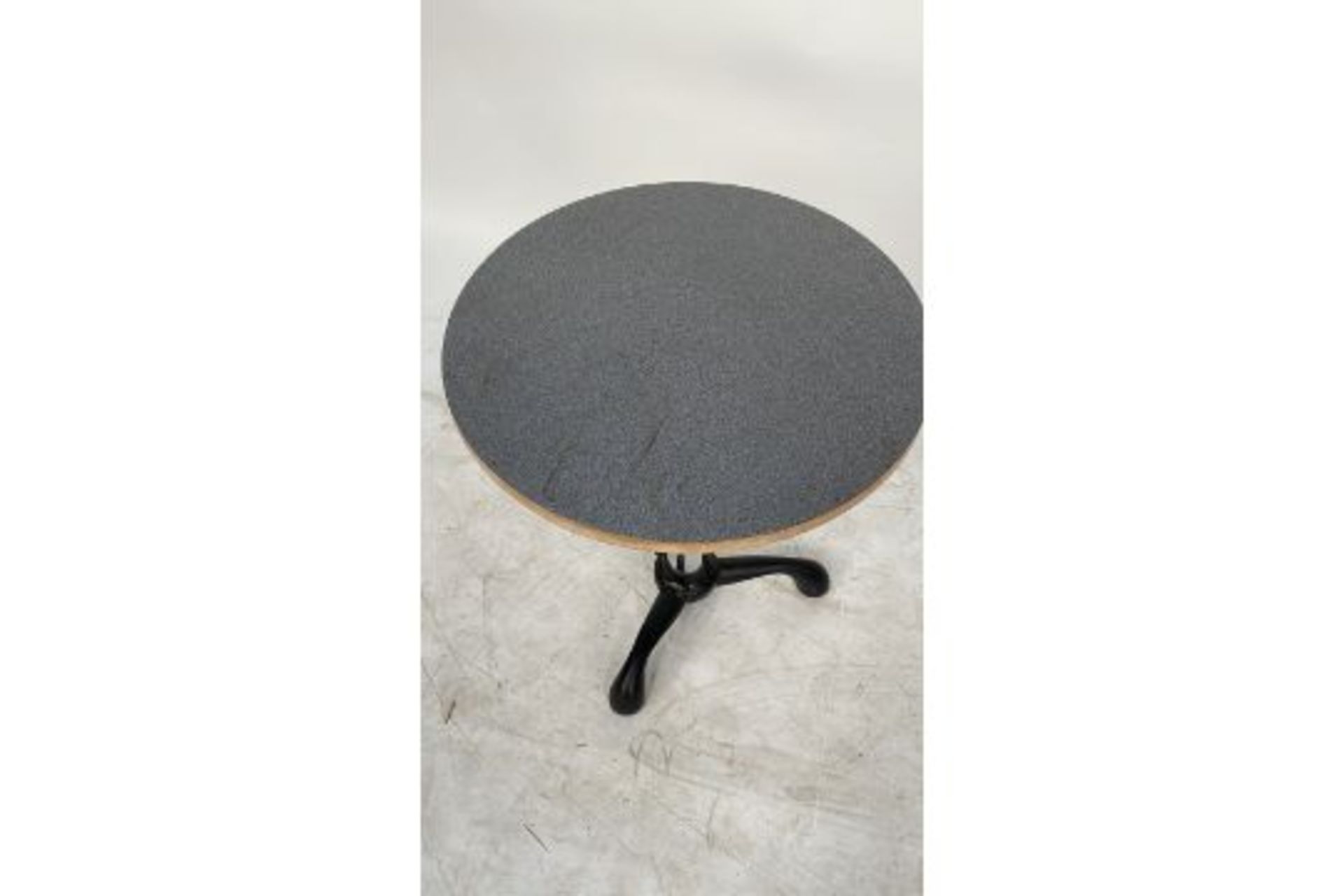 Round Cafe style Table - Image 2 of 3