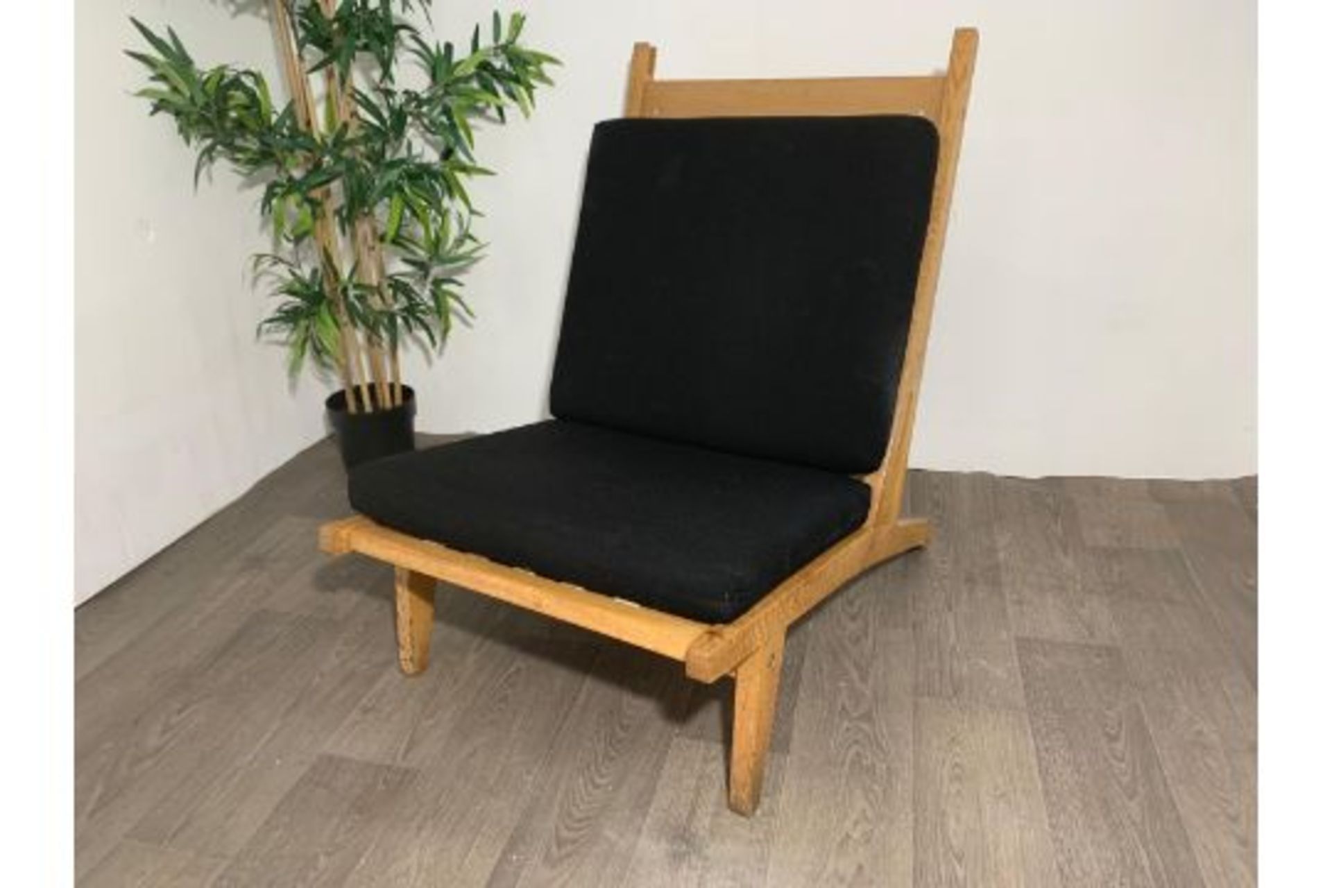 Wooden Lounge Chair