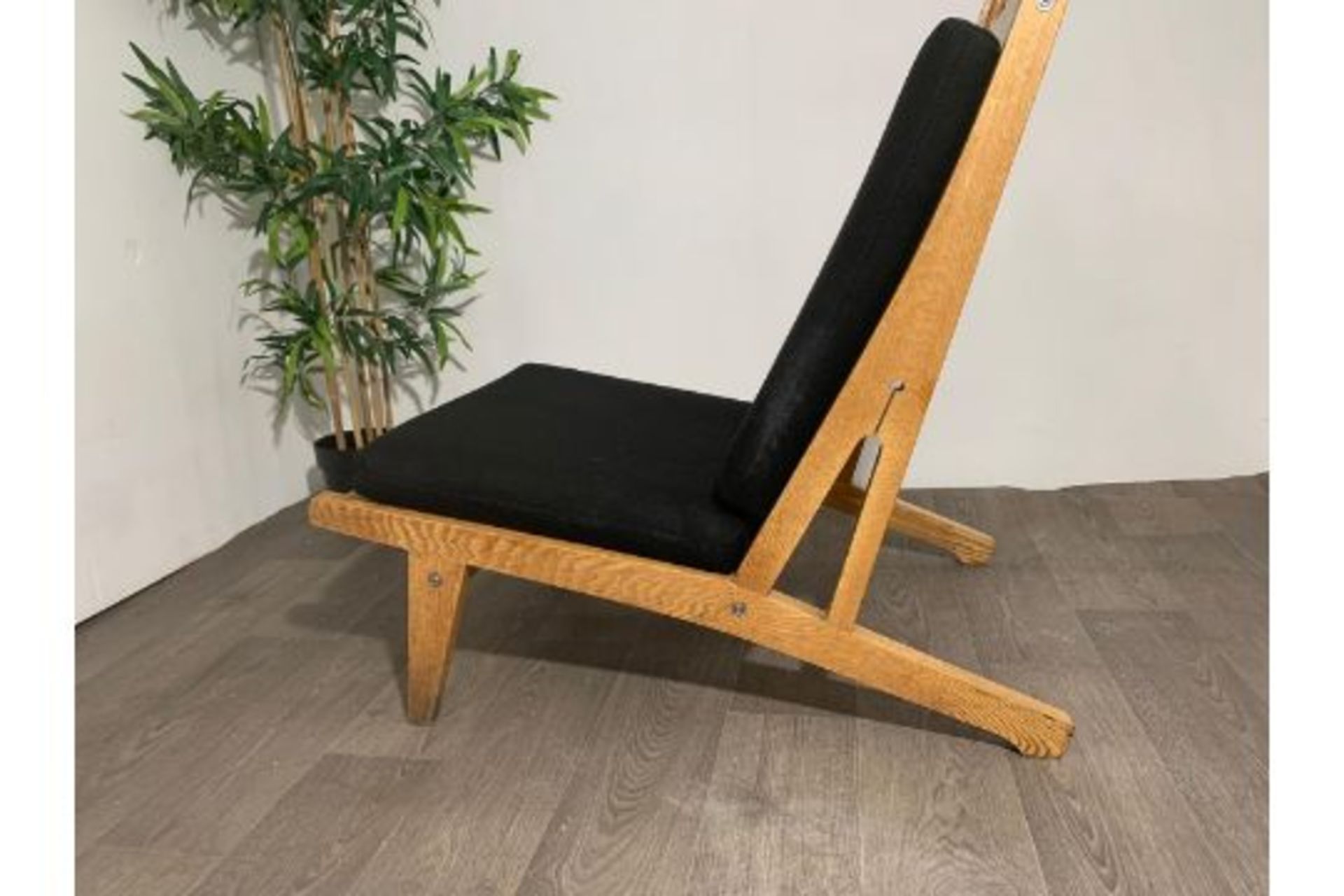 Wooden Lounge Chair - Image 4 of 5