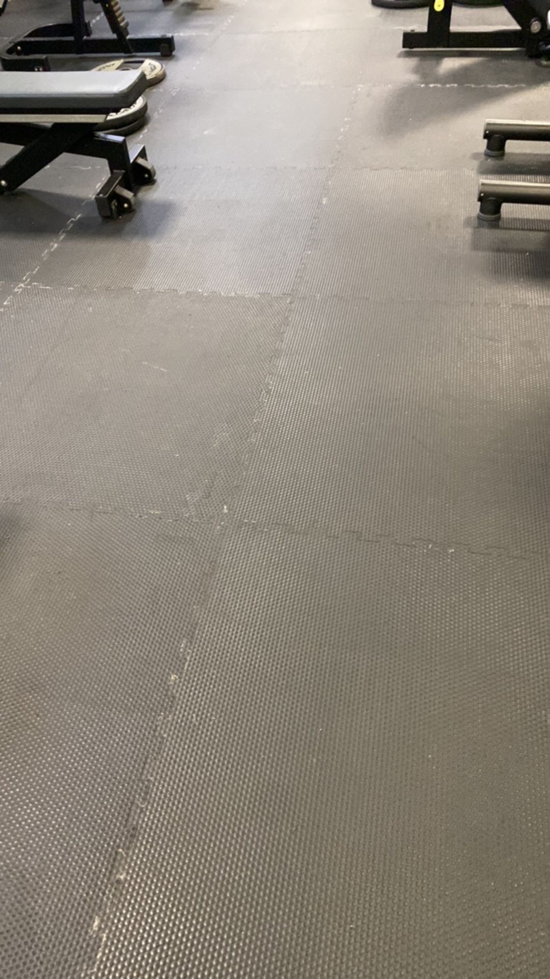 10x Gym matt flooring tiles - Image 3 of 4