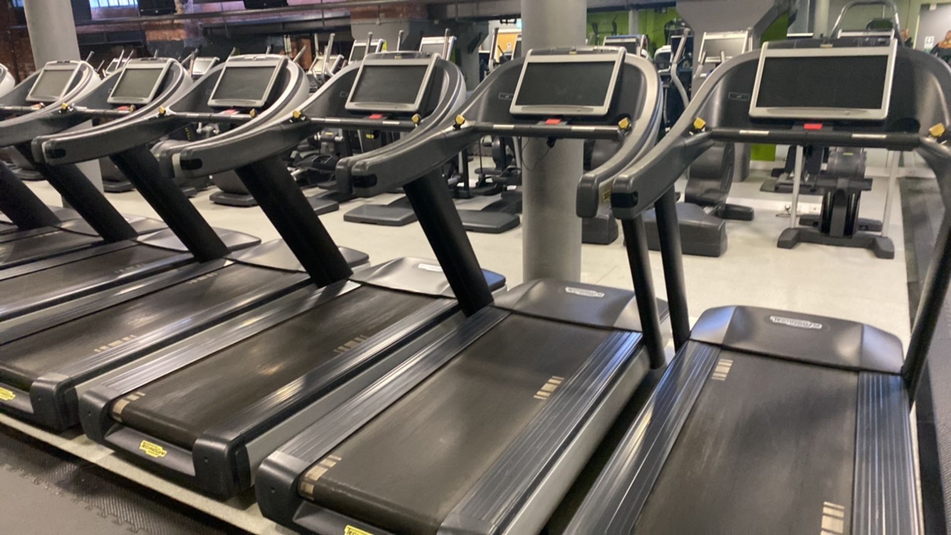 Technogym Run Now 700 Treadmill - Image 2 of 4