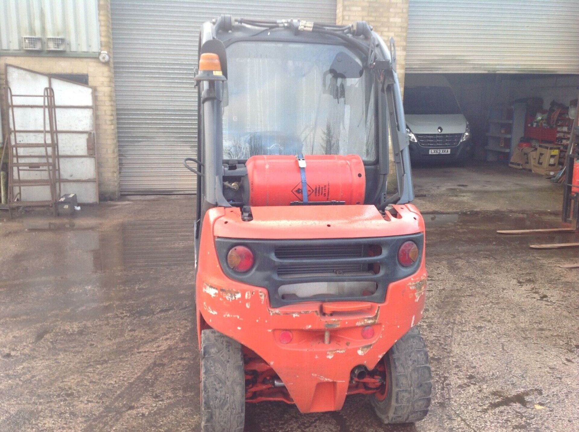 Linde H2.5 ton gas forklift - Image 2 of 4