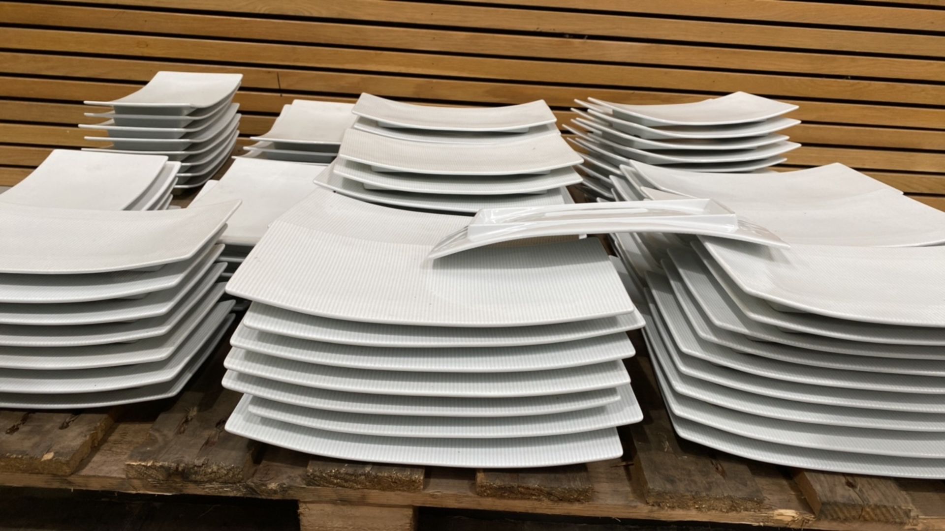 Quantity of Rene Ozorio Aura Plates - Image 3 of 4