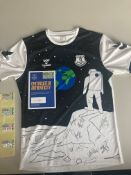 Limited Edition Signed Shirt – Everton Football Club Men’s First Team
