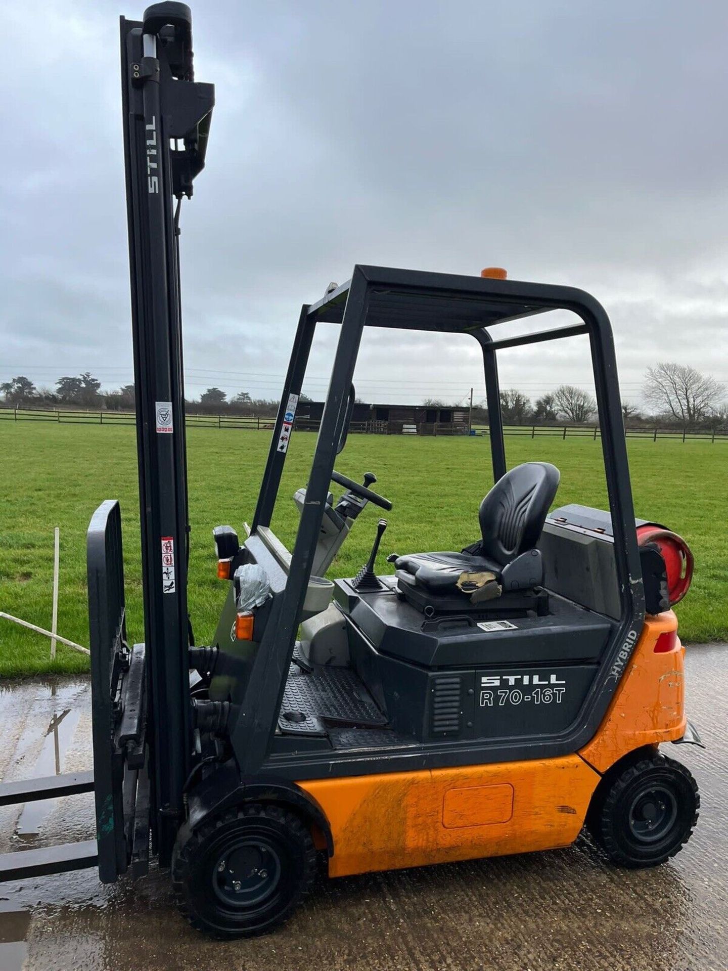 Forklift Truck Gas - Image 2 of 5