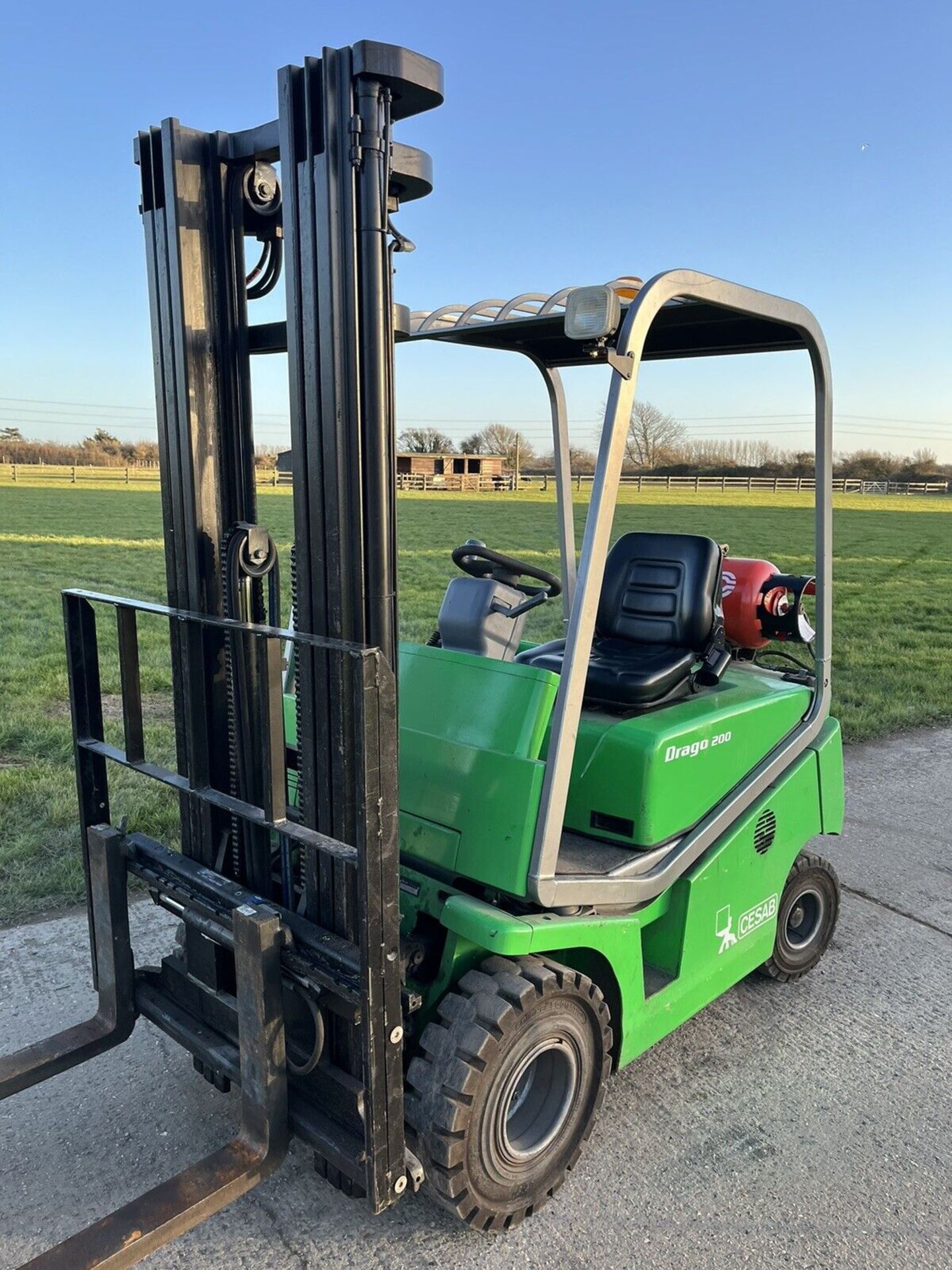 Cesab 2 Tonne Gas Forklift Container Spec - Image 2 of 4