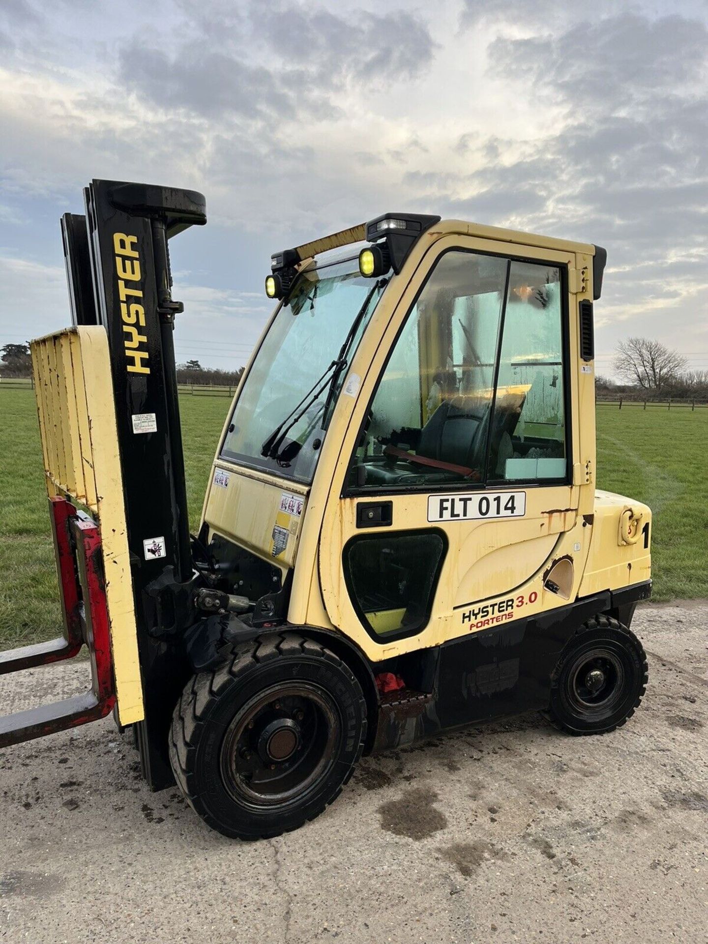 Hyster 3 Tonne Diesel Forklift Container Spec Full Heated Cab 1900 Hours