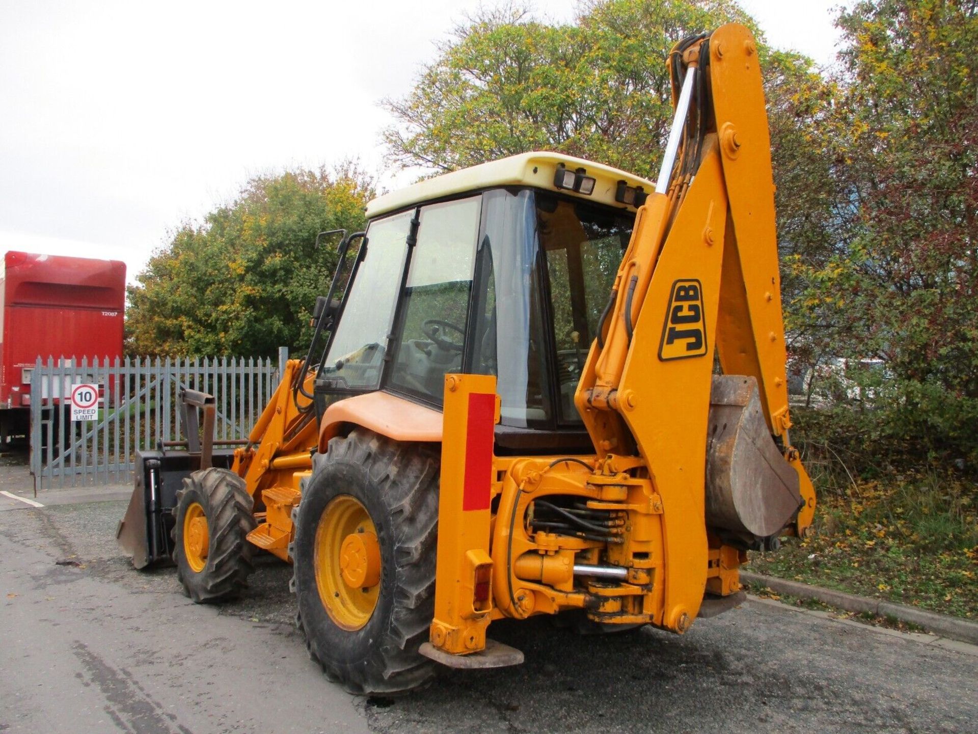 JCB 3CX Project 12 backhoe digger excavator wheeled loader manual gearbox 4X4 v5 - Image 7 of 12