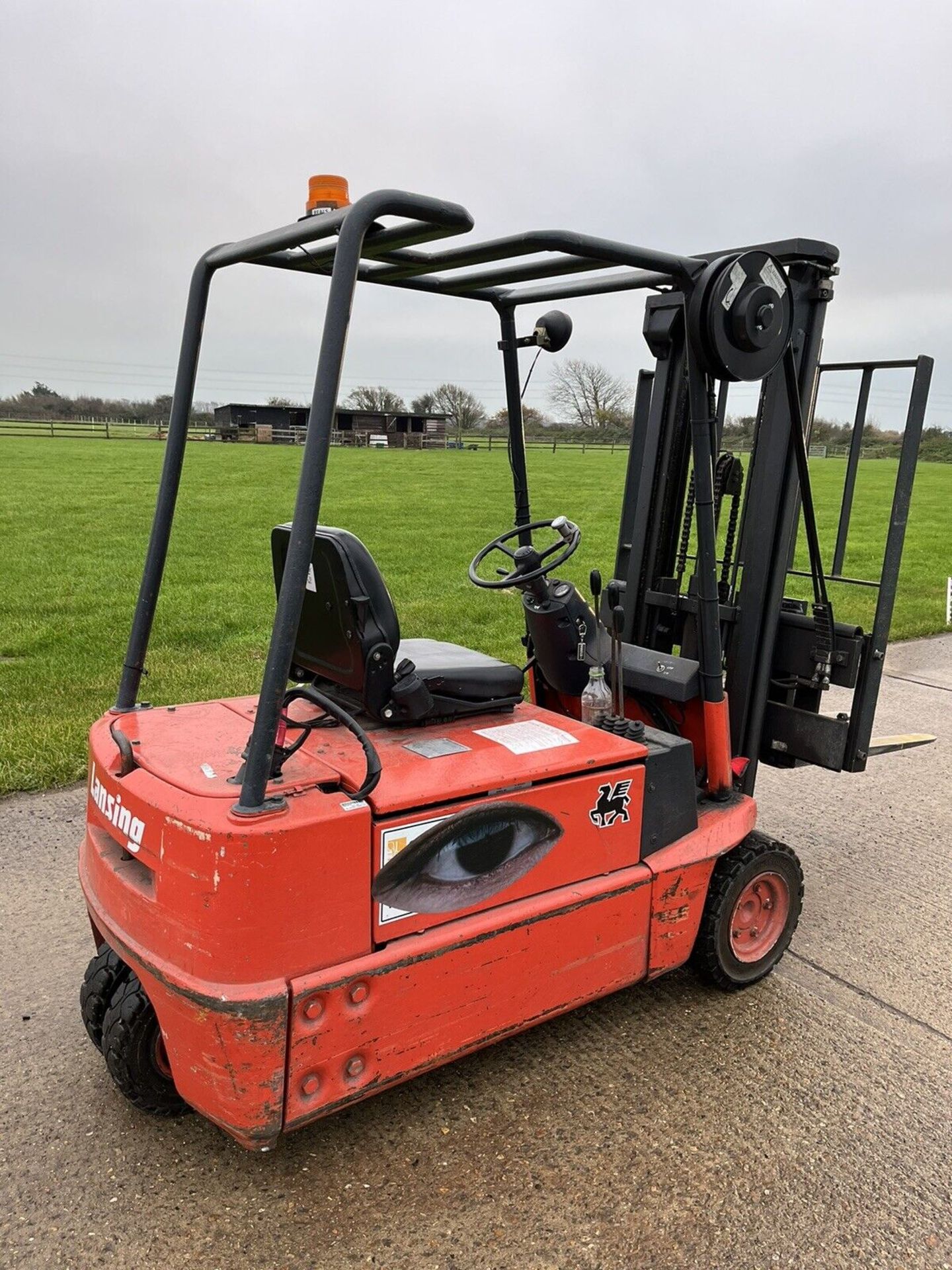 Linde E16 Electric forklift truck Container Spec - Image 3 of 3