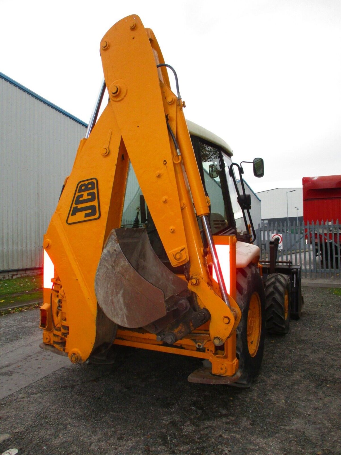 JCB 3CX Project 12 backhoe digger excavator wheeled loader manual gearbox 4X4 v5 - Image 9 of 12