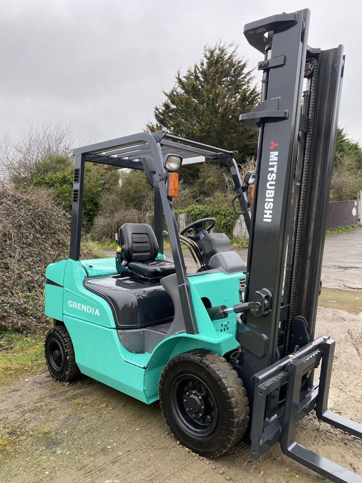 Mitsubishi 2.5 Tonne Diesel Forklift - Image 3 of 7