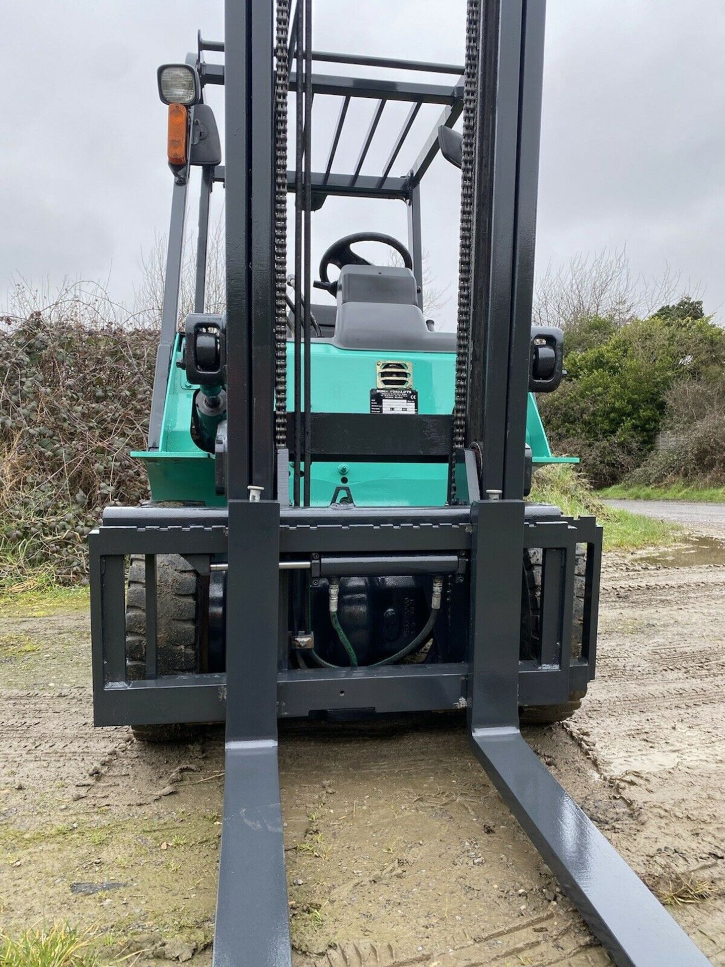 Mitsubishi 2.5 Tonne Diesel Forklift - Image 4 of 7