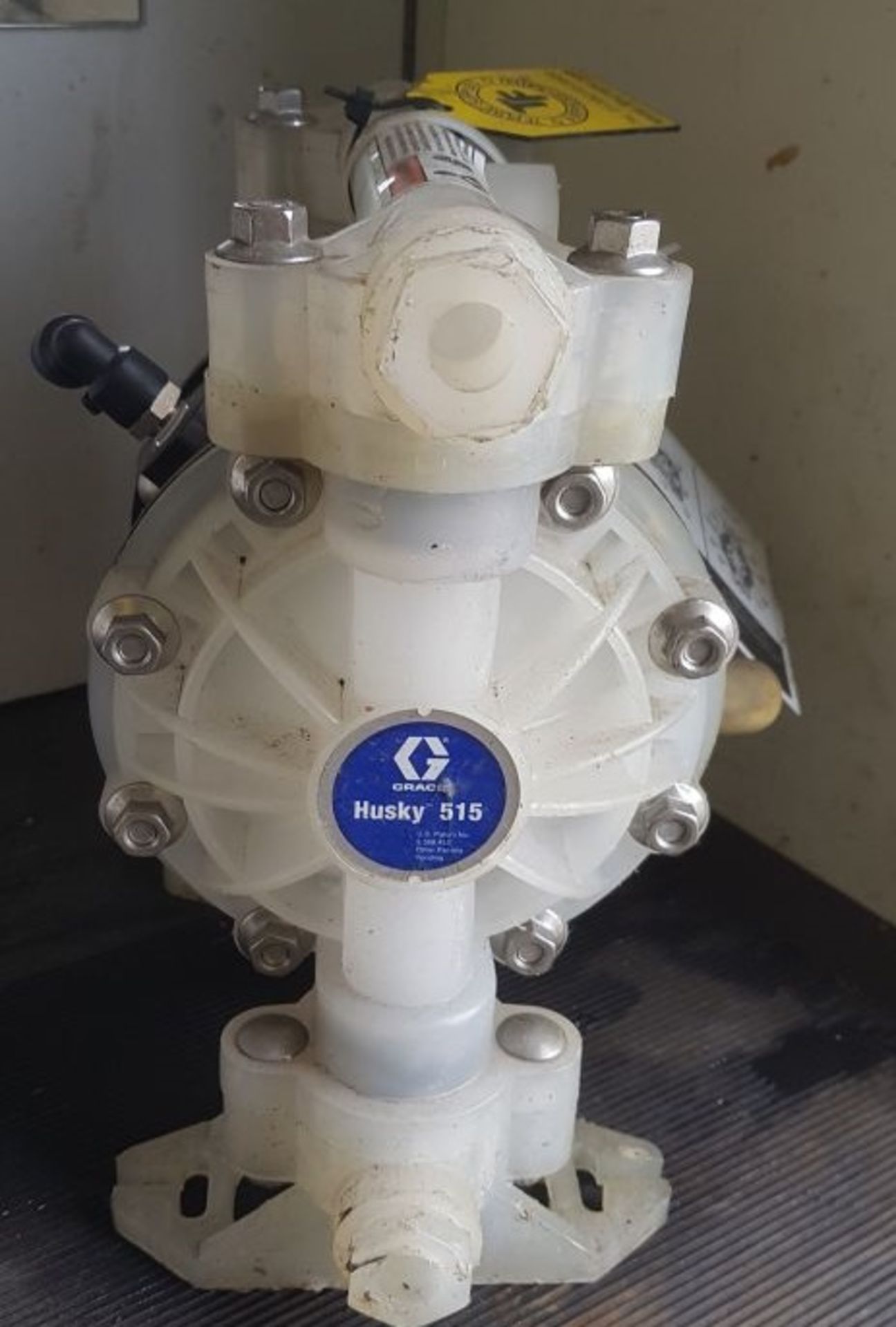 Graco Husky 515 1/2 Inch Positive Displacement Double Diaphragm Pump - Image 3 of 4