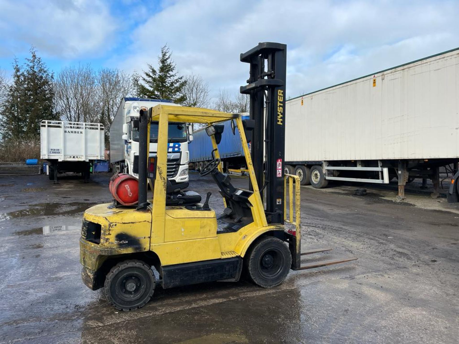 2005 Hyster 2.5 Ton Gas Forklift - Image 3 of 7