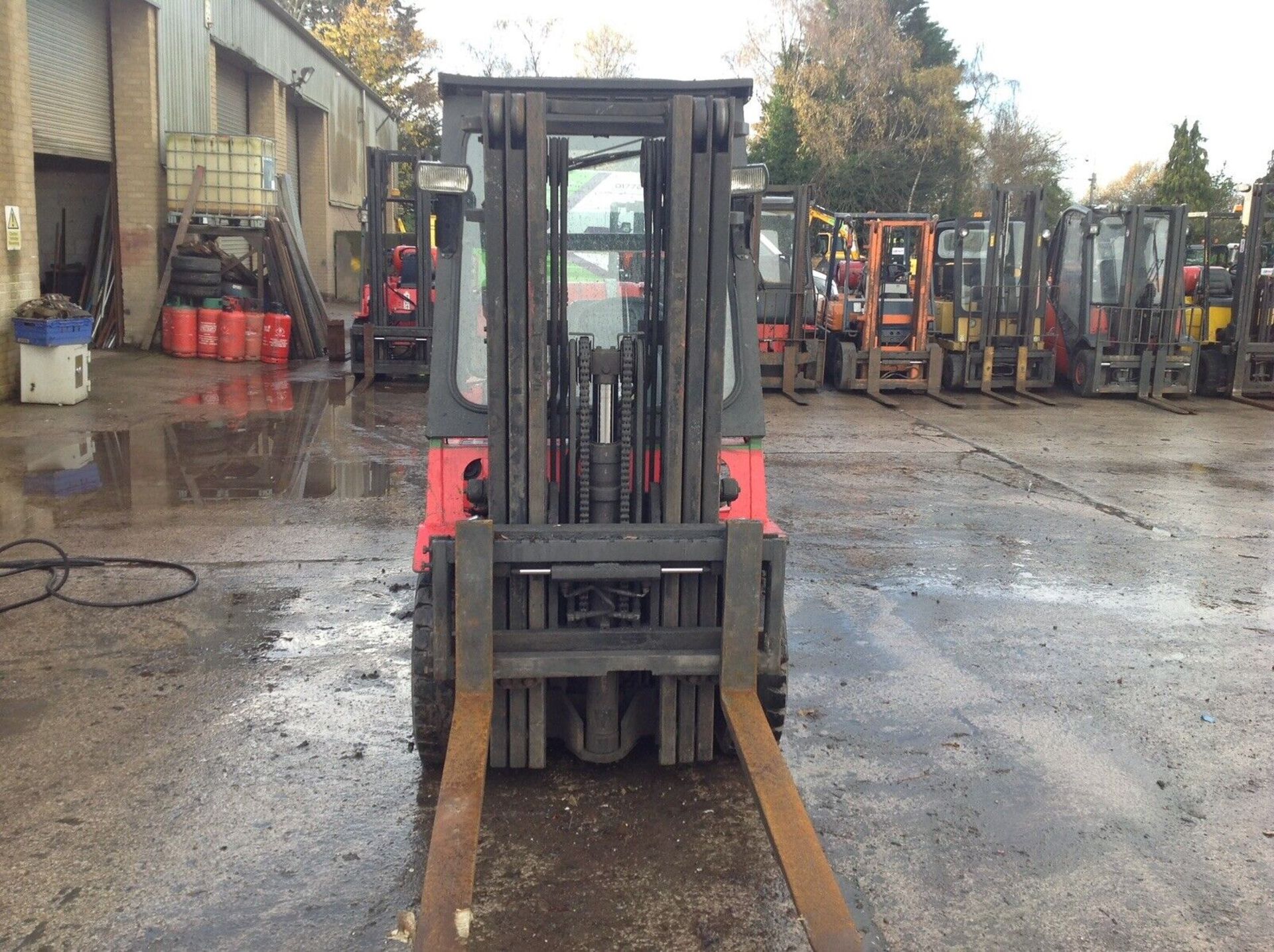 2011, Caterpillar 2.5Ton Gas Forklift - Image 5 of 9