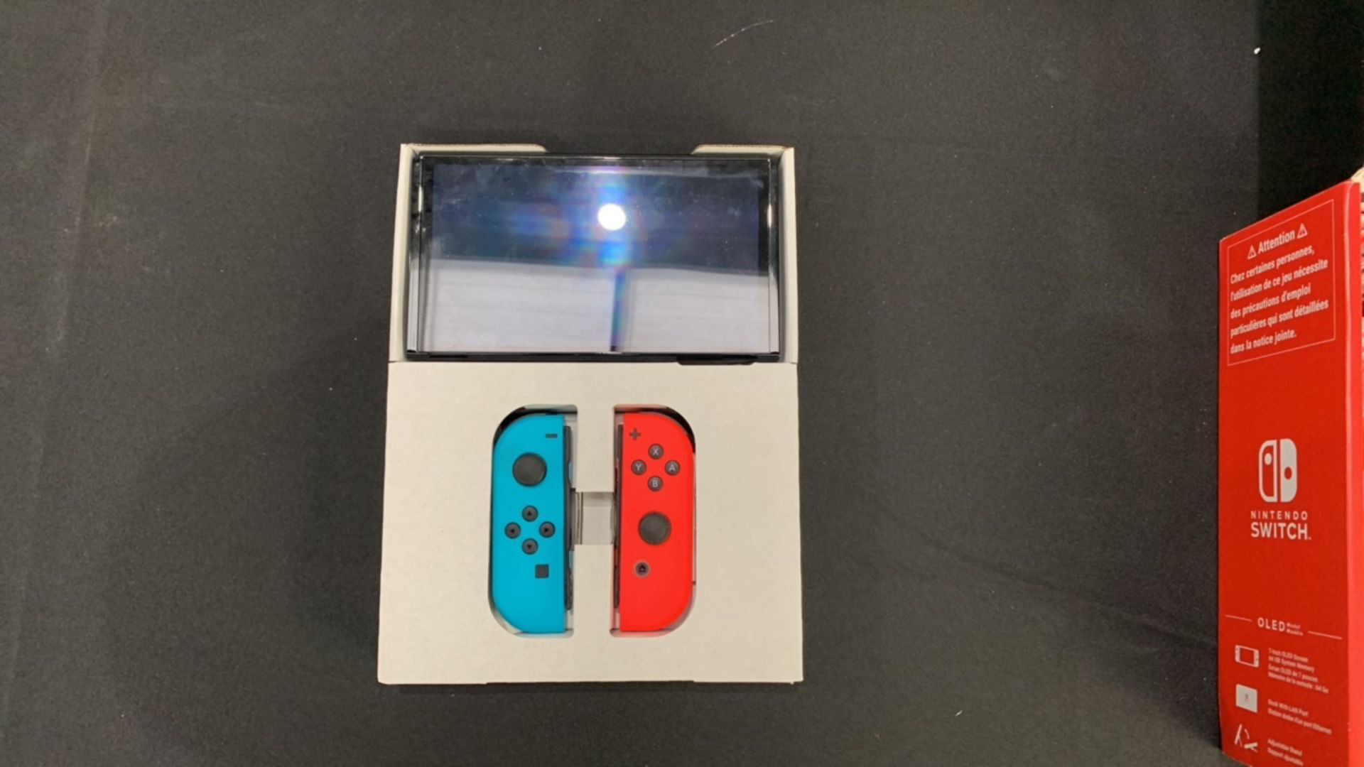 NINTENDO SWITCH CONSOLE OLED NEON BLUE R - Image 2 of 3