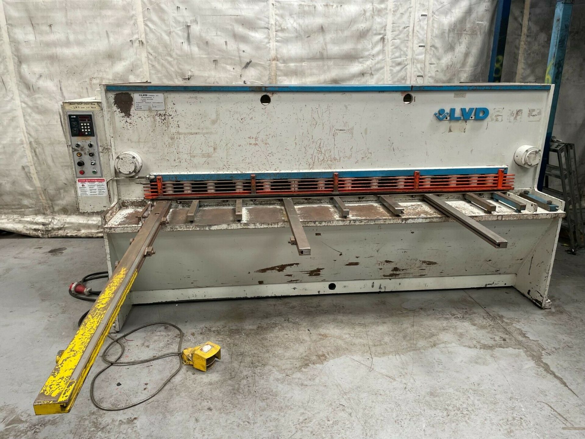 Lvd Hst 25/6 Guillotine 2.5m X 6mm Sheet Metal Shear