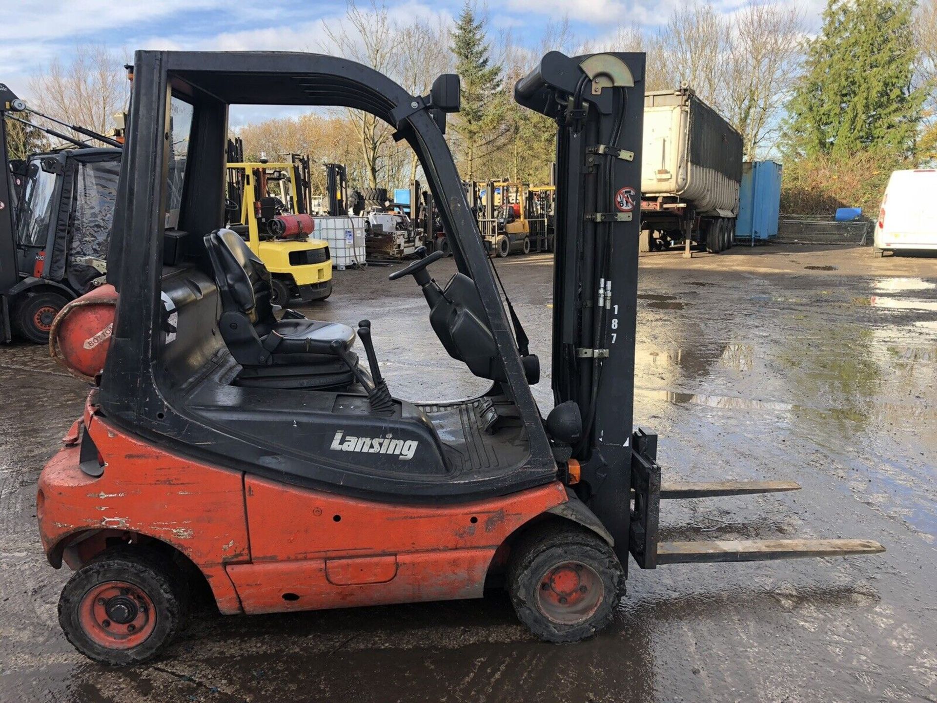 linde 2.0 ton gas forklift - Image 2 of 6