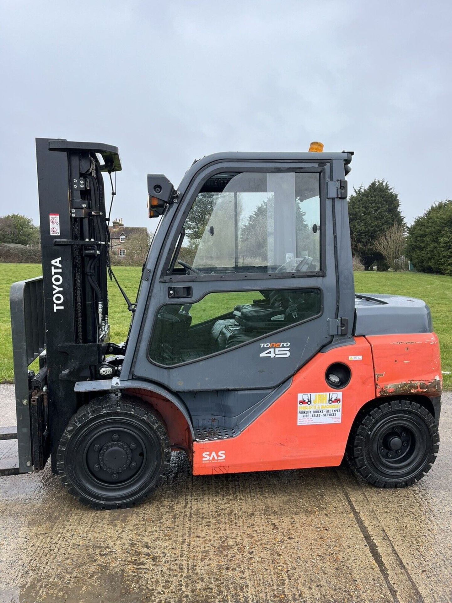 2016, Toyota 40-8FD40N, 4 Tonne Diesel Forklift (4.5 Tonne At 500 Load Center) - Image 2 of 8