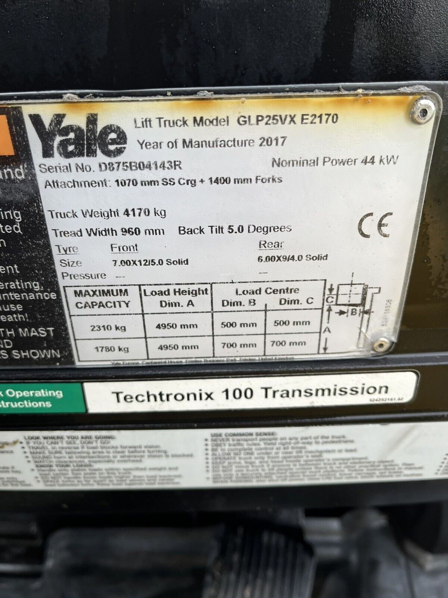 Yale 2.5 Tonne Gas Forklift - Container Spec - Image 3 of 5