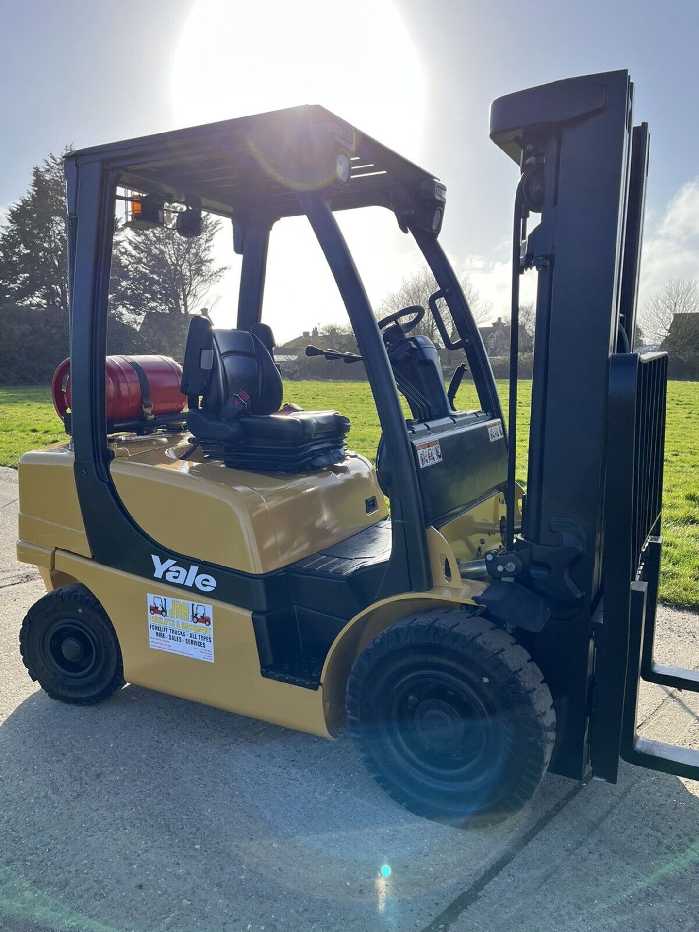 Yale 2.5 Tonne Gas Forklift - Container Spec - Image 2 of 5