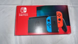 NINTENDO SWITCH CONSOLE RED/BLUE