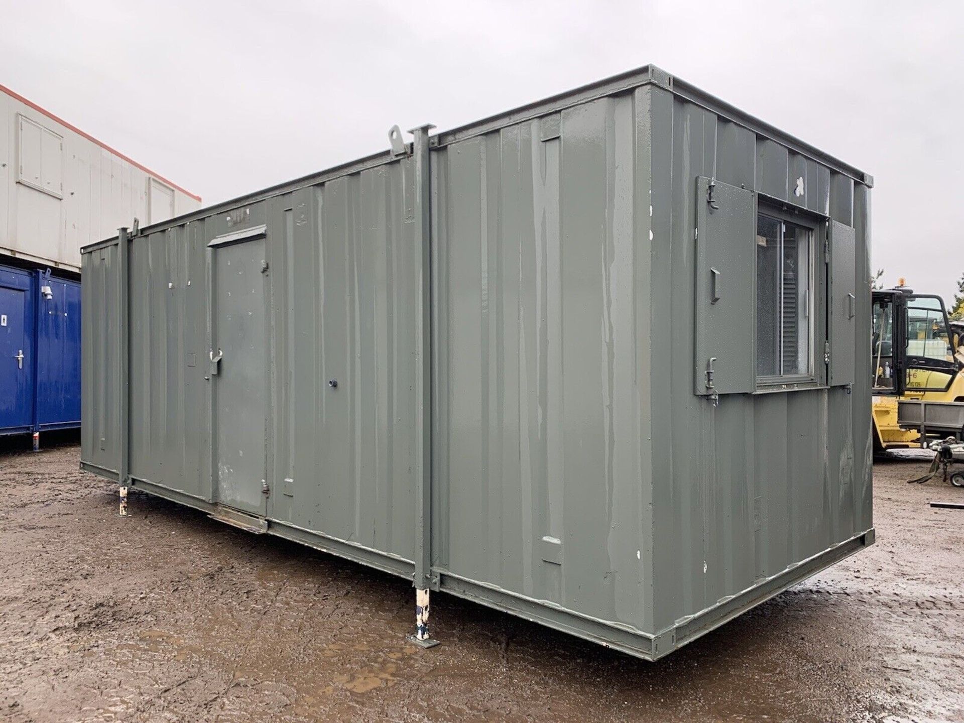 24ft Portable Office Site Cabin Container Anti Vandal Steel - Image 3 of 5