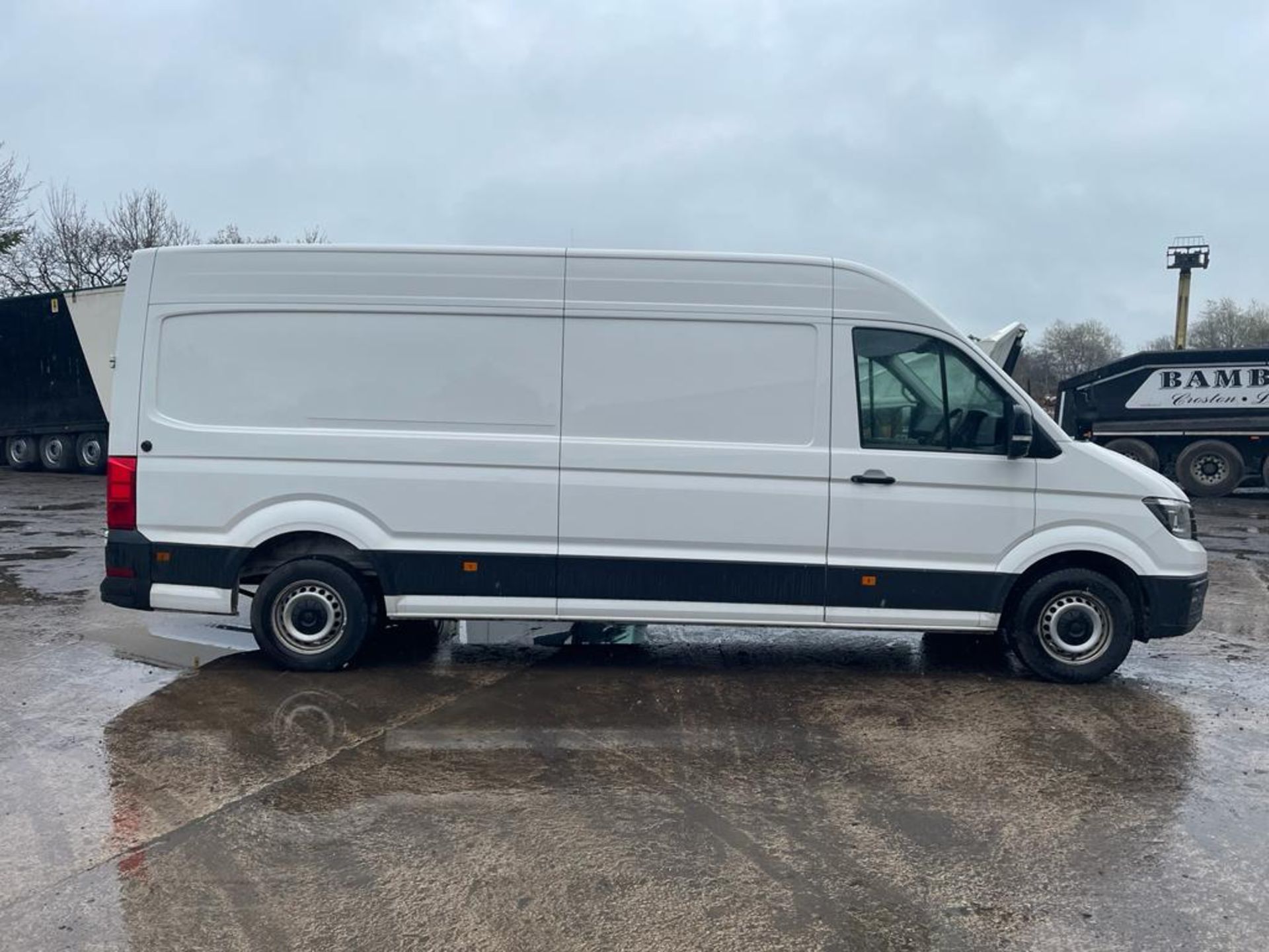 2019 Volkswagen Crafter CR35 TDI Blue Motion - Eur - Image 2 of 8