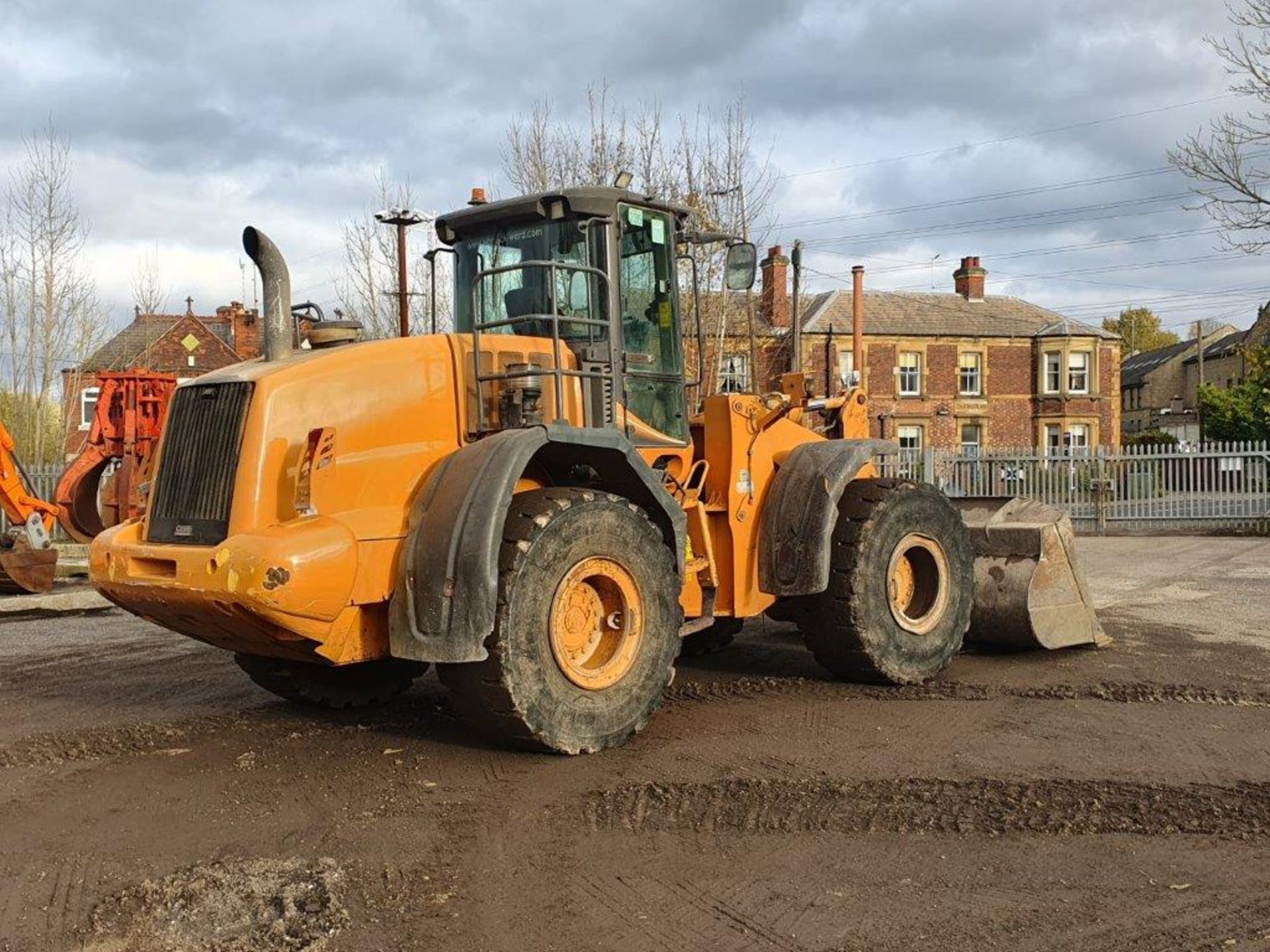 Case 821E Loading Shovel – 2010 - Image 2 of 3