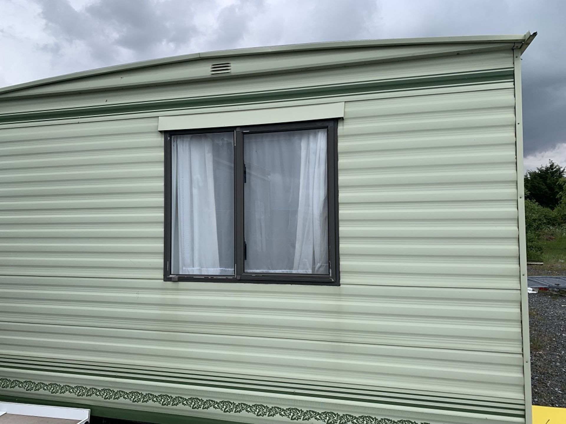 36 x 12ft, Cosalt 2 Bedroom Mobile Home. - Image 4 of 25