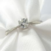 9ct white gold 0.25 carat diamond solitaire ring, boxed