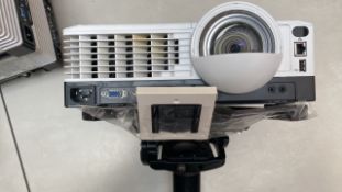 Ricoh PJ WX4240N Projector