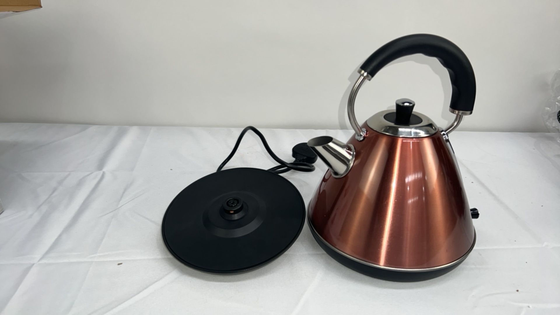 EGL CLASSIC PYRAMID KETTLE - ROSE GOLD - Image 2 of 3